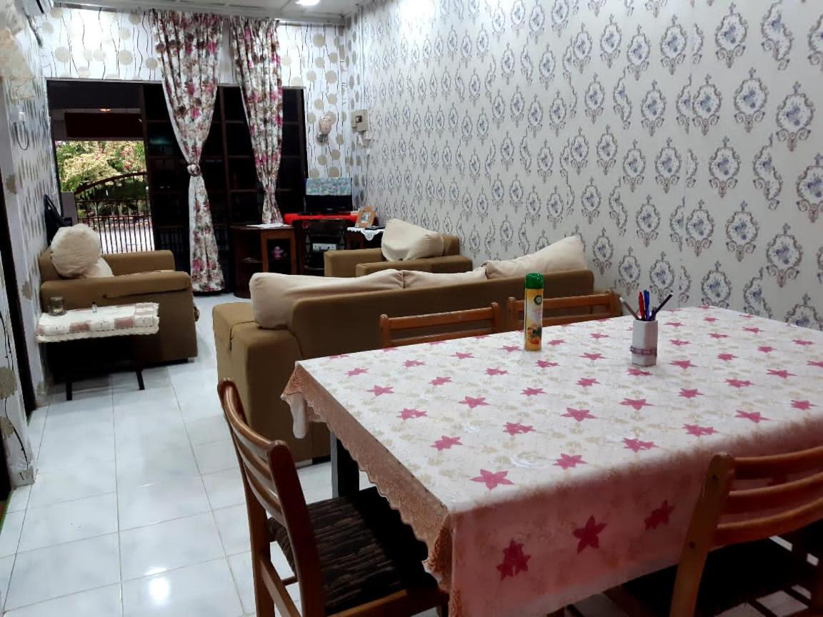 Bemban Garden Homestay photo 6