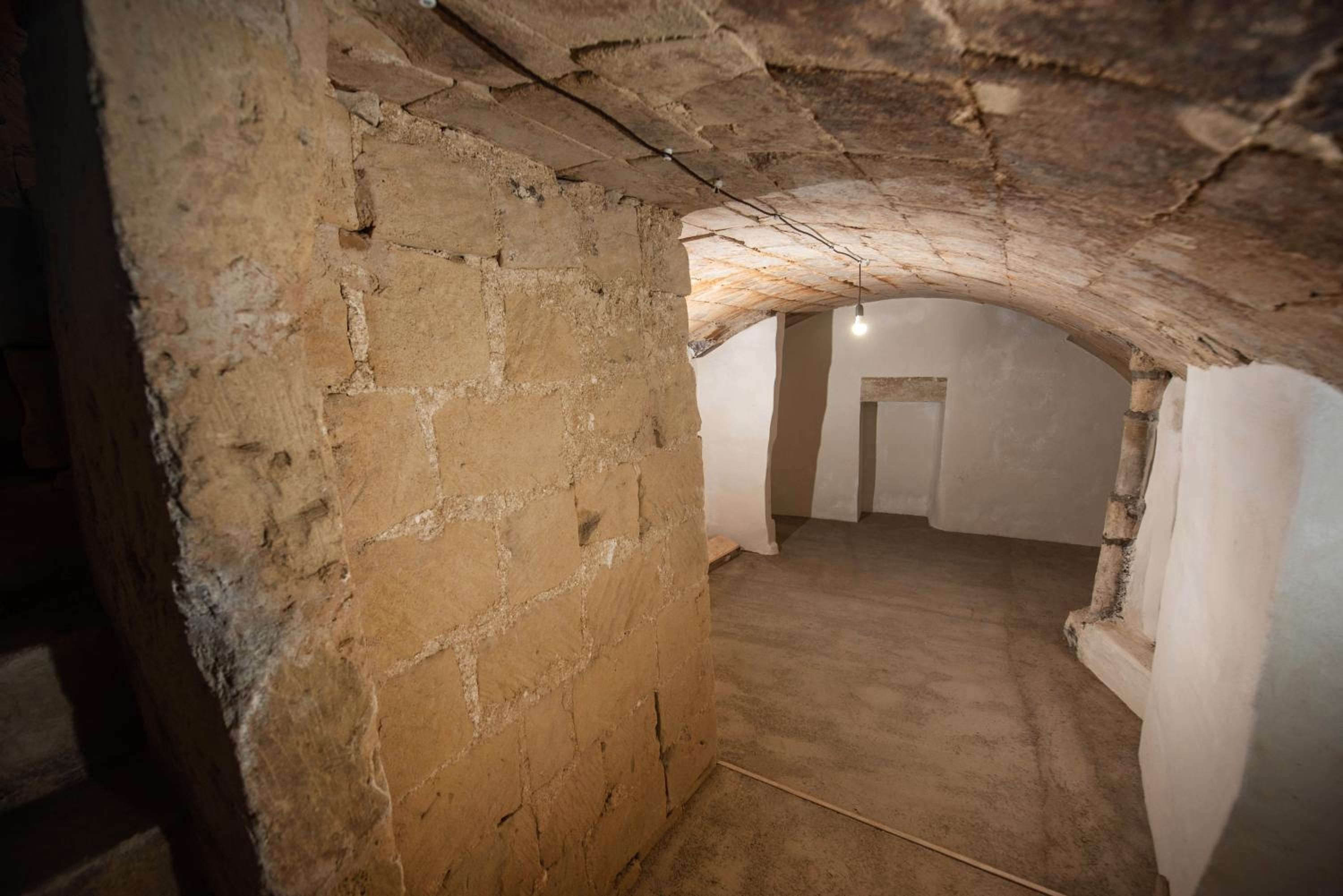Photo 28