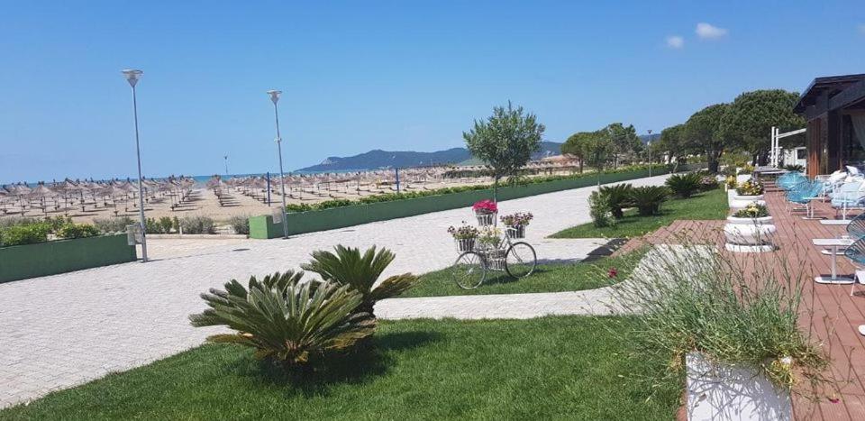 Villa DOLCE VITA Lalzi Bay - Beach House