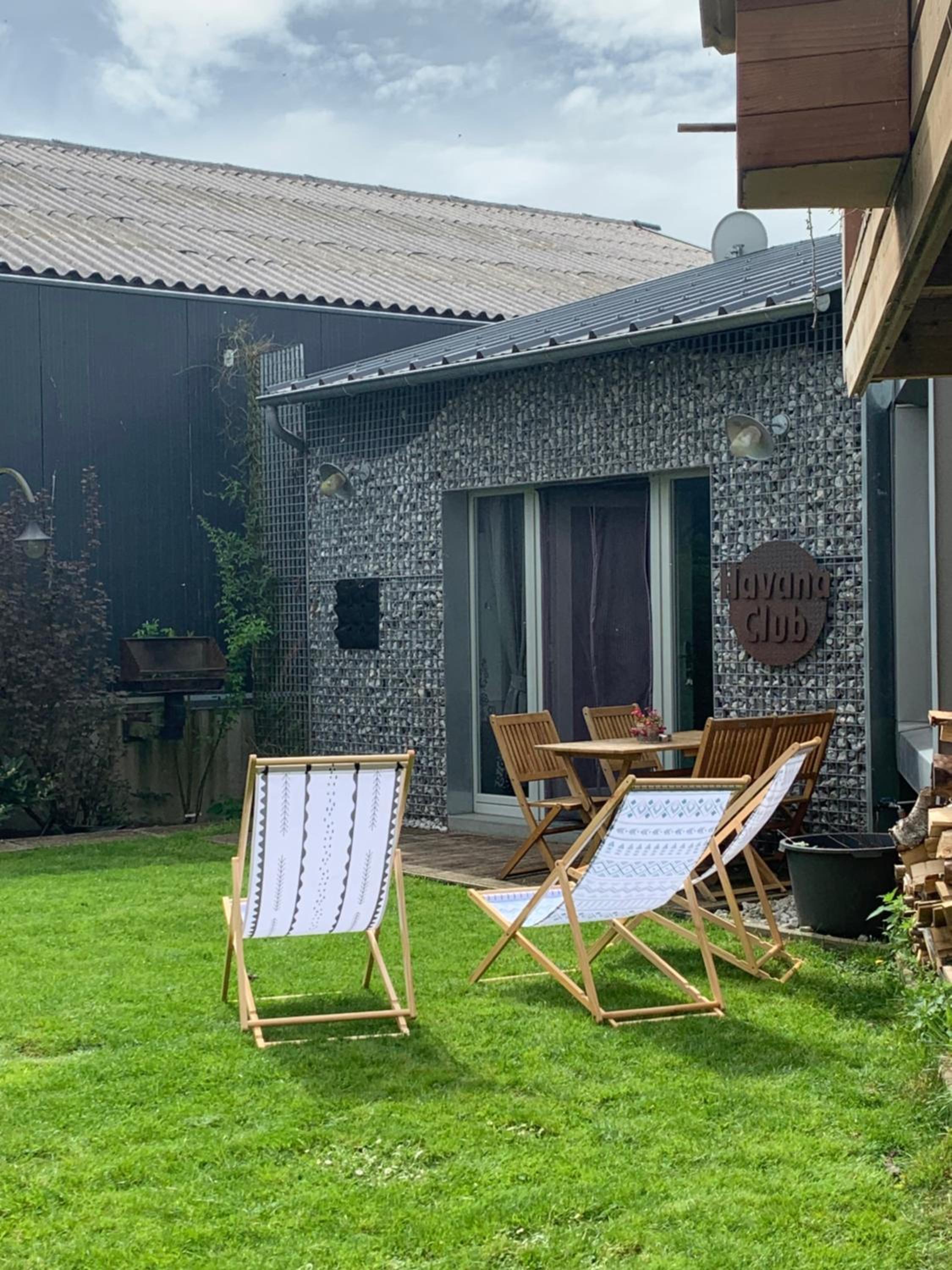 Dailly Chalet insolite view 2