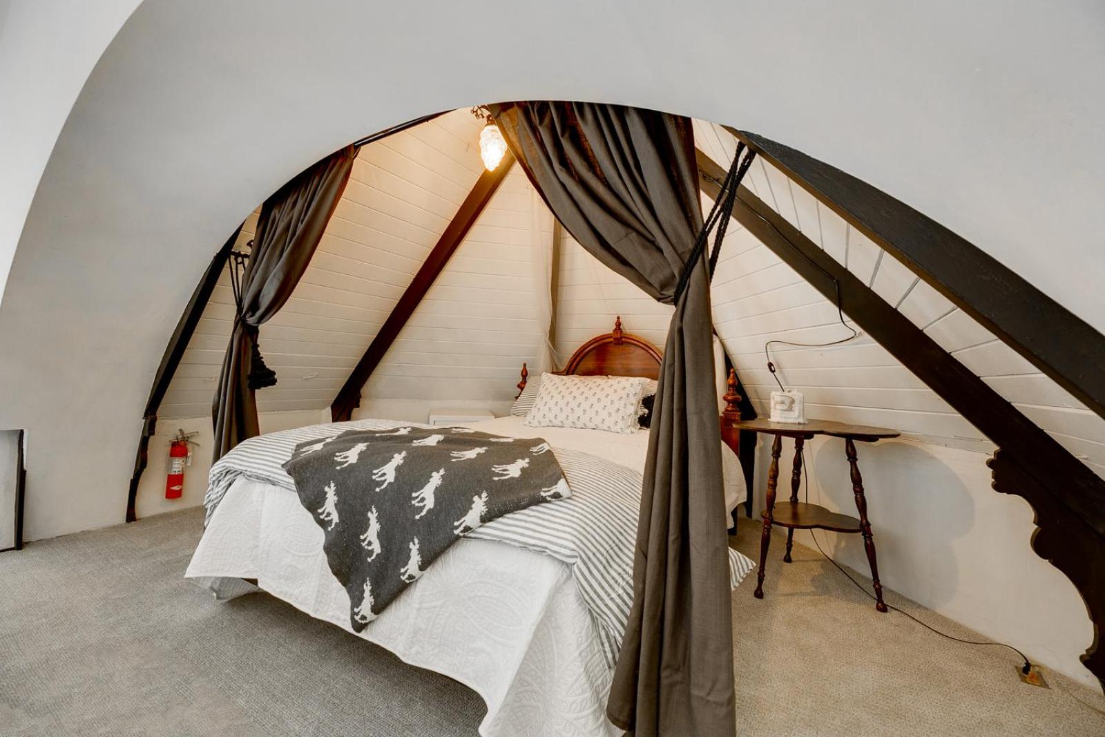 Belleville Vacations - The Prince Edward County Church - Property Image 35