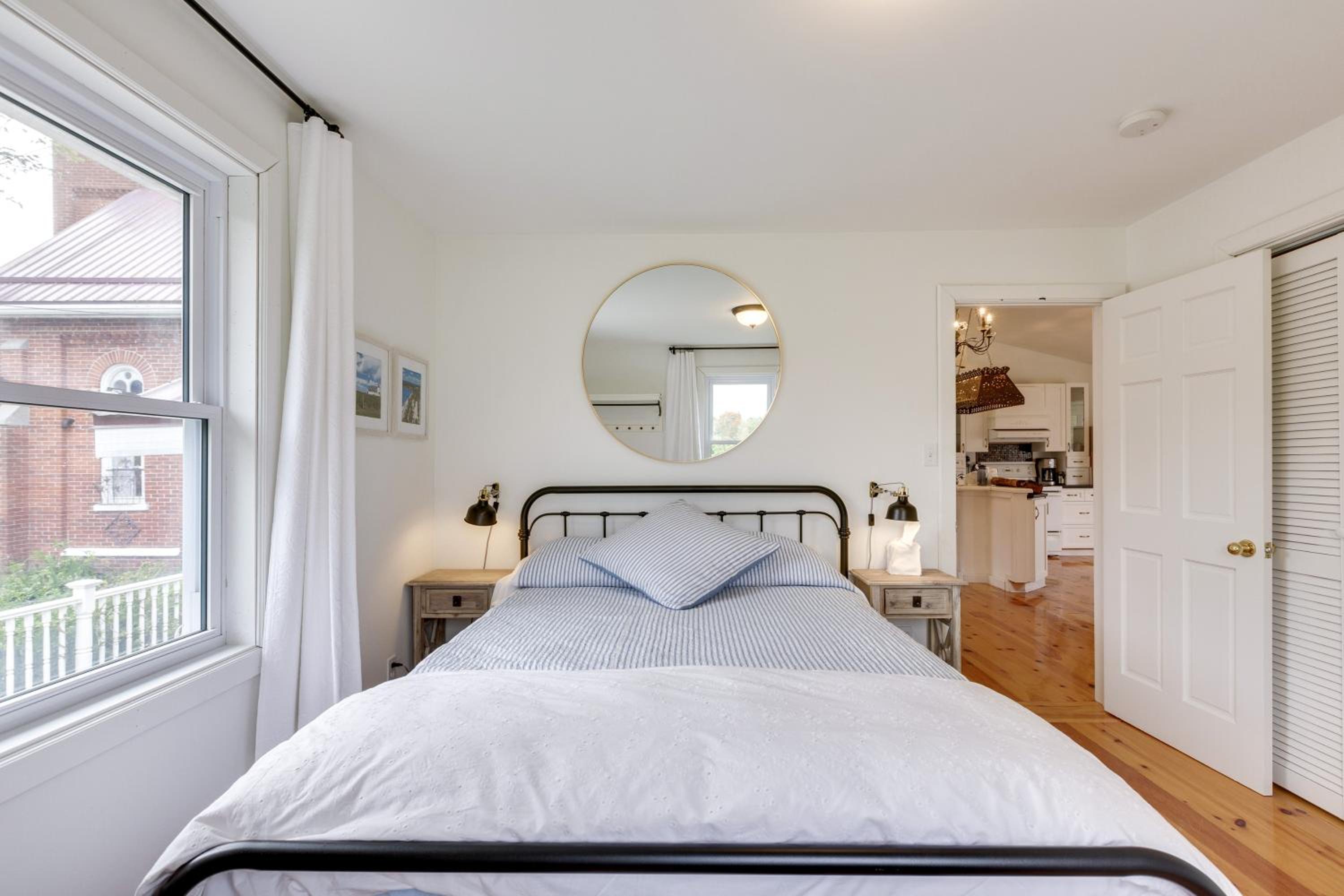 Belleville Vacations - The Prince Edward County Church - Property Image 5