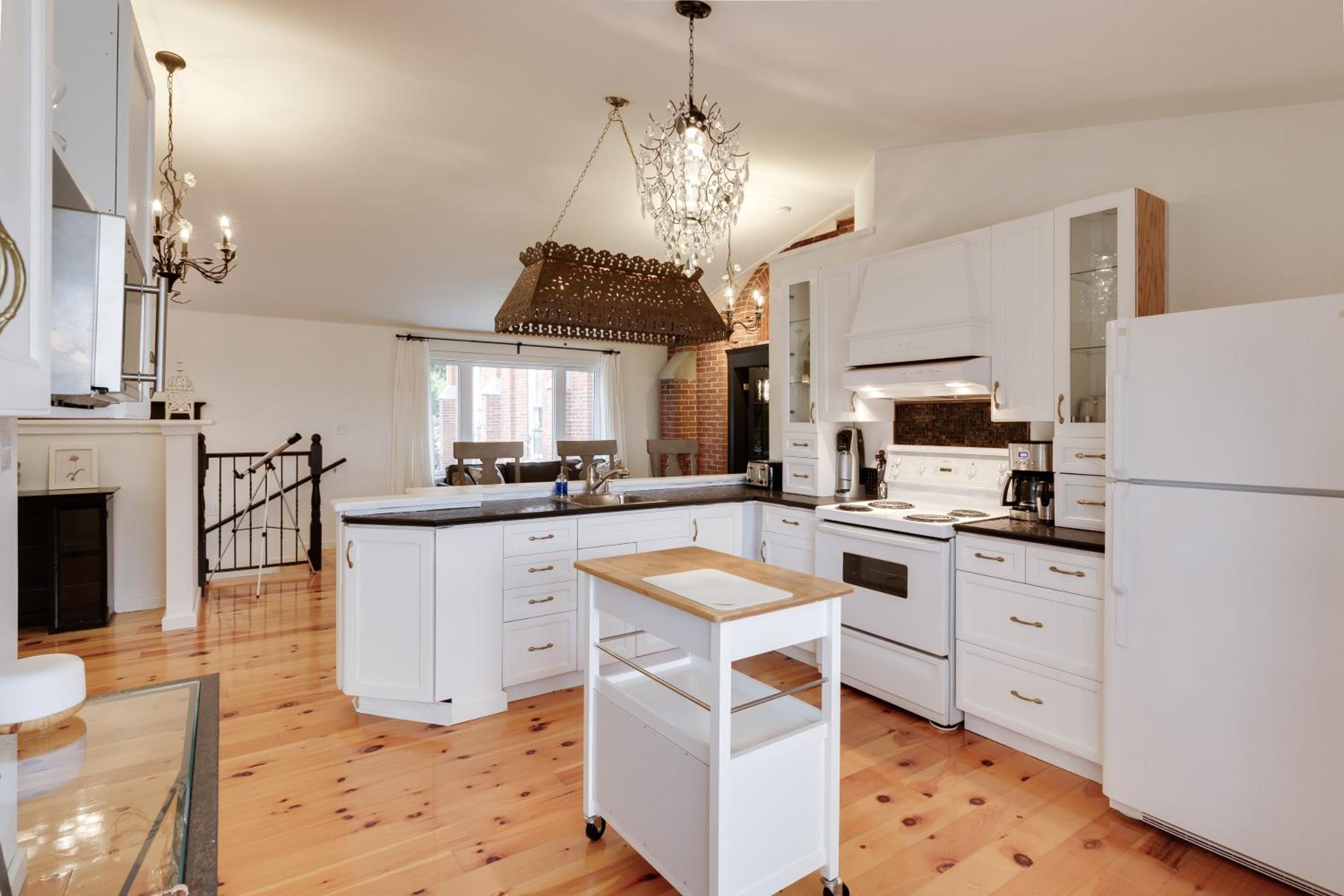 Belleville Vacations - The Prince Edward County Church - Property Image 29