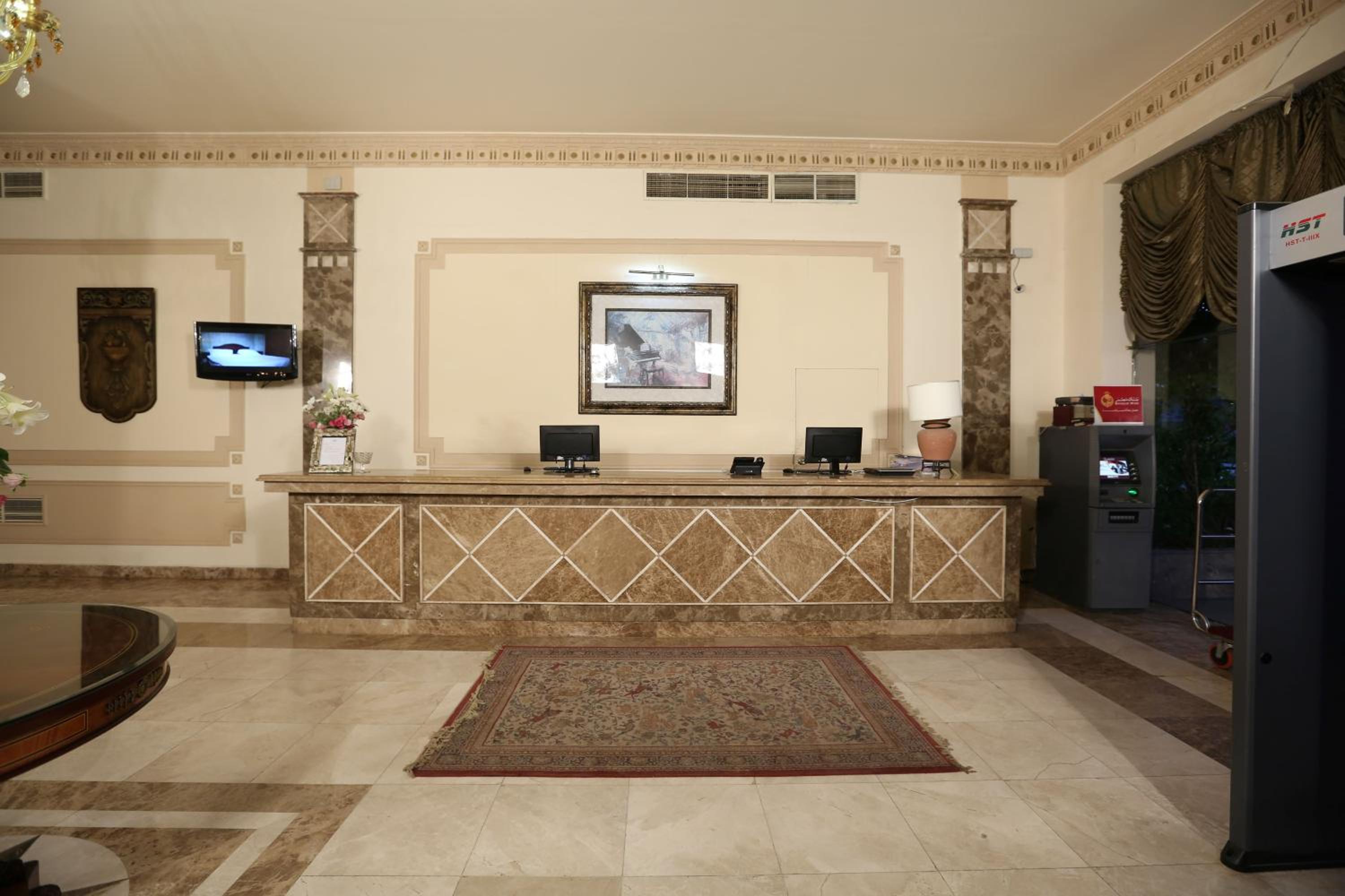 Paradise Inn Beach Resort — photo 96