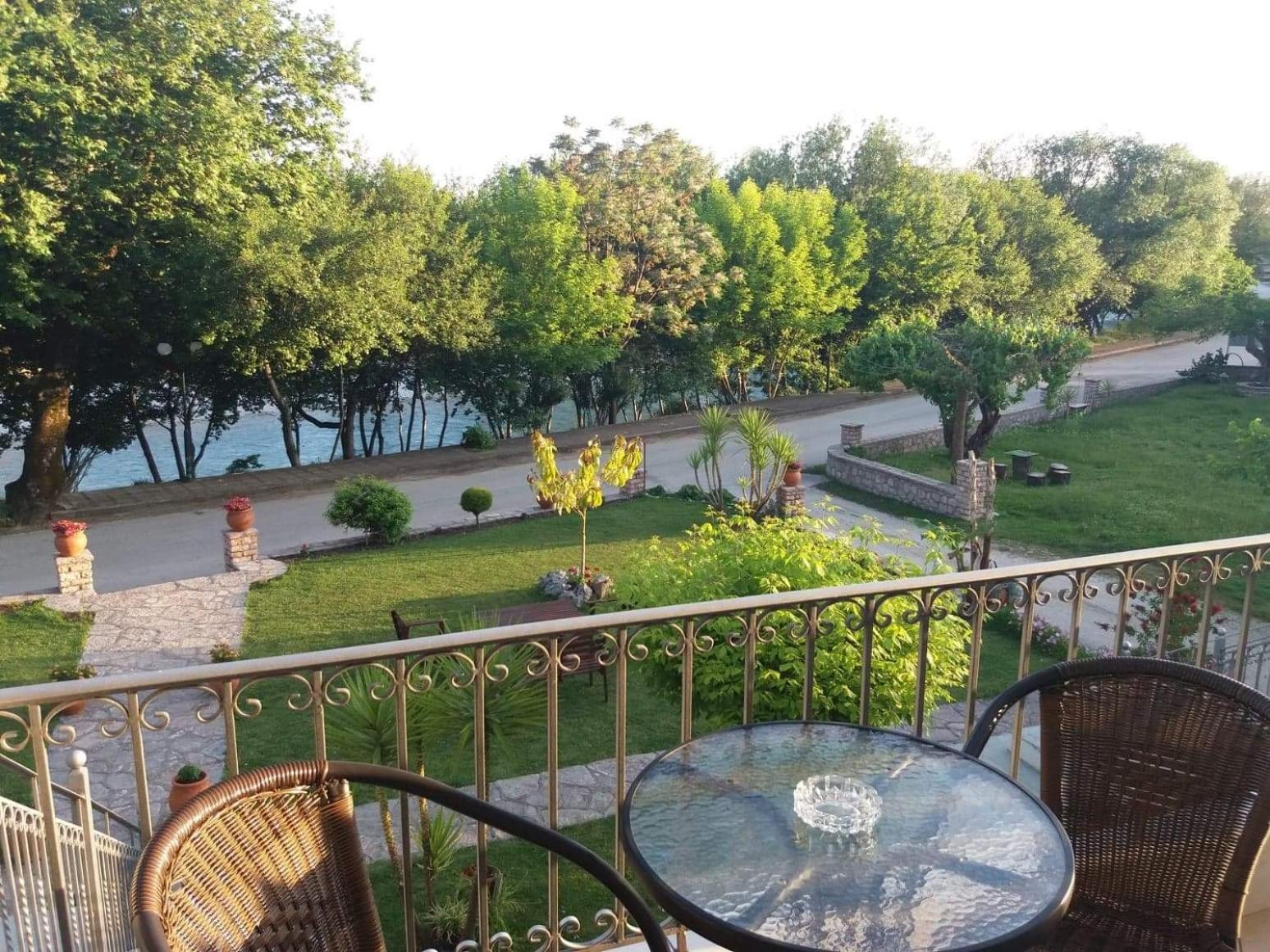 Dimitriou Rooms