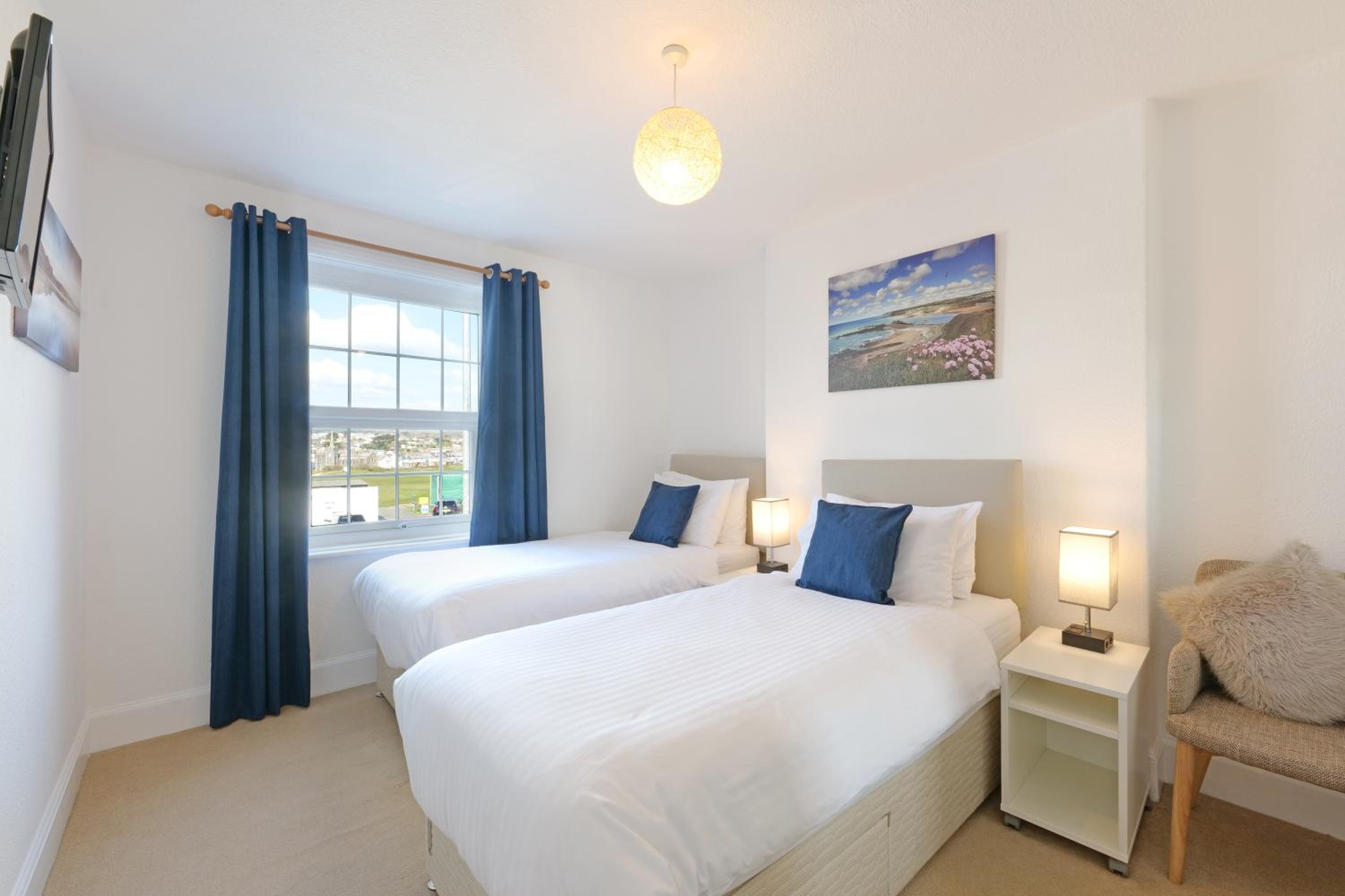 Bude Vacations - Tee-Side Guest House - Property Image 8