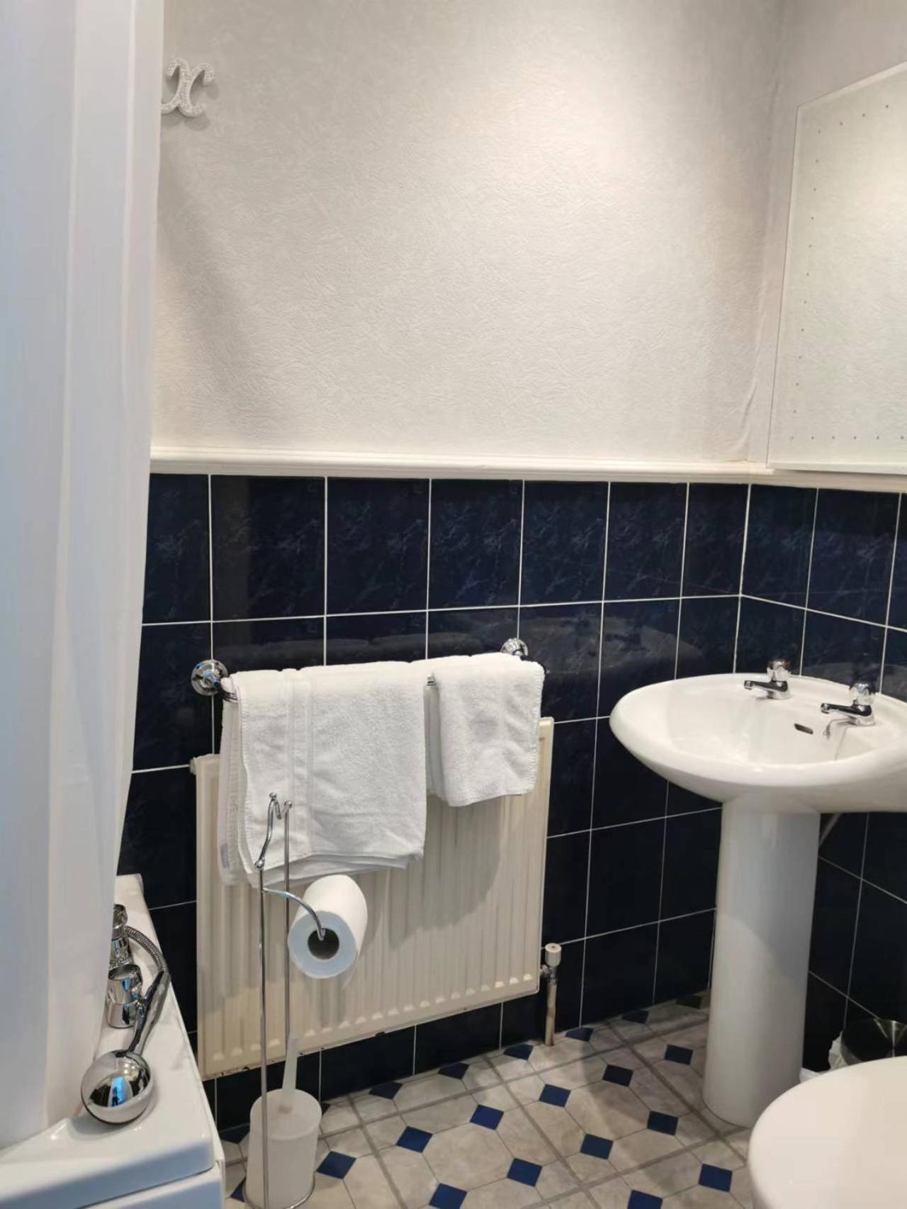 Athol Park Guest House