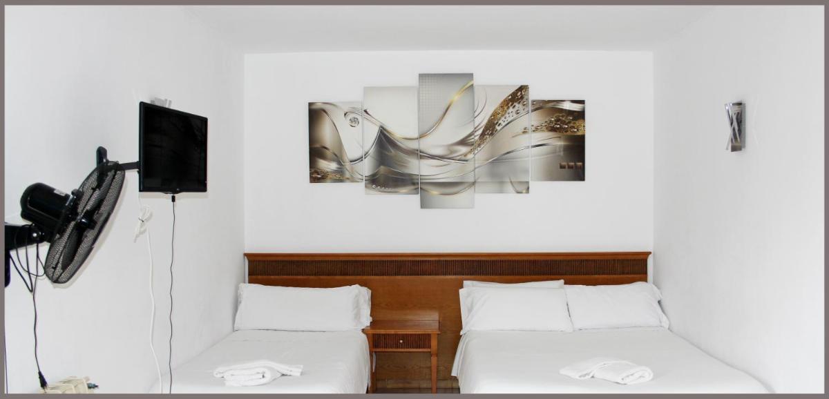 Apartamentos Gomila Park