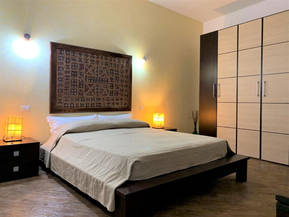 Villa Batanà con piscina e giardino sul mare, Santa Marina Salina photo 3