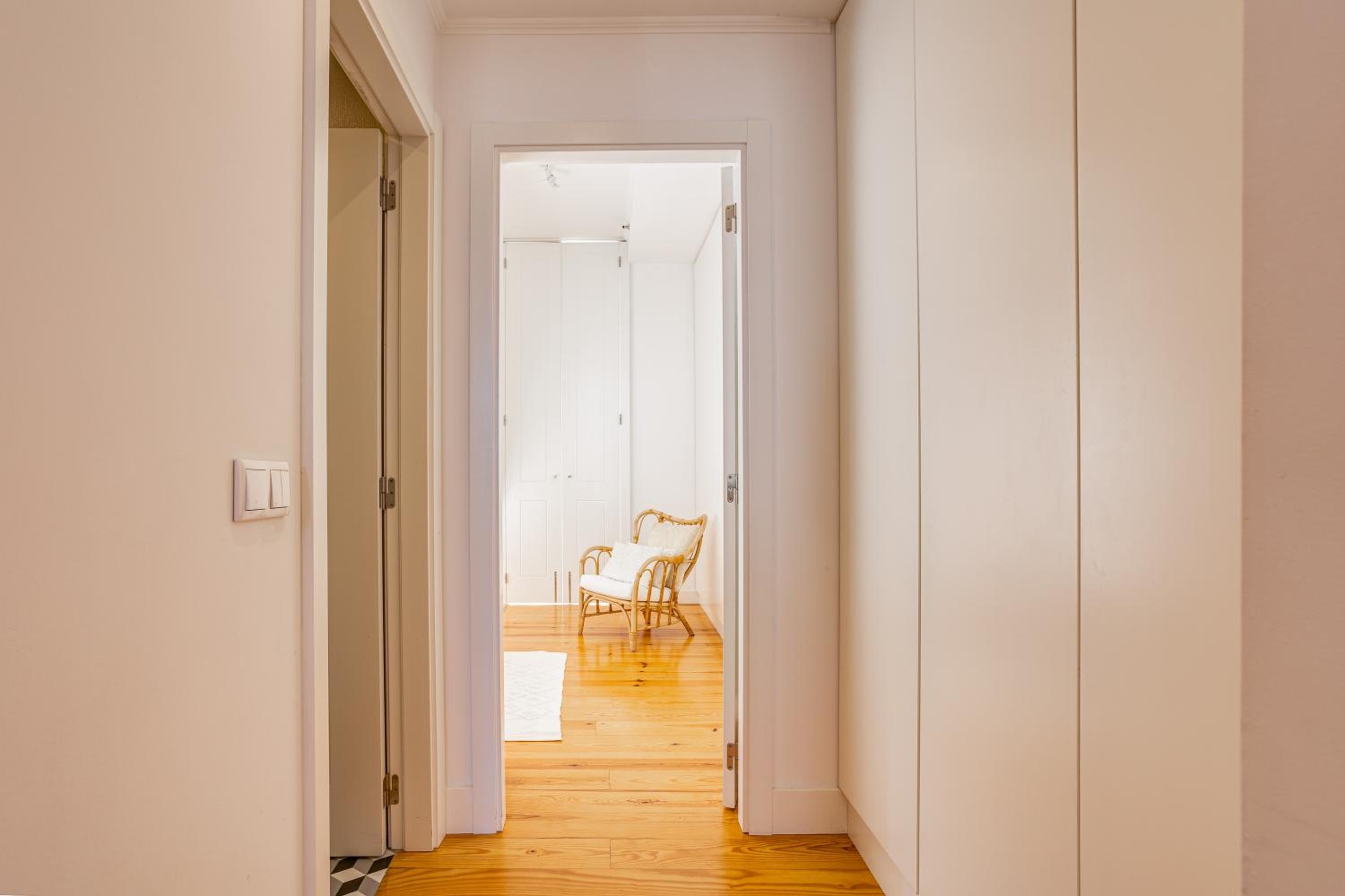 Bright Tailor Made Flat With a View in Estrela view 3