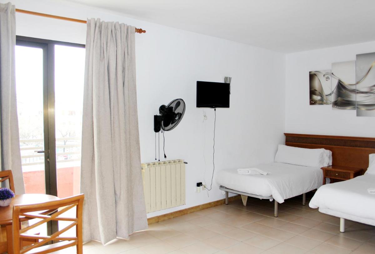 Apartamentos Gomila Park