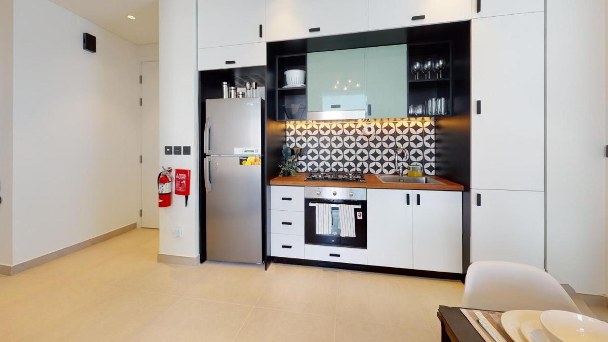 White Sage - High-End apartment With Burj Khalifa Glimpse