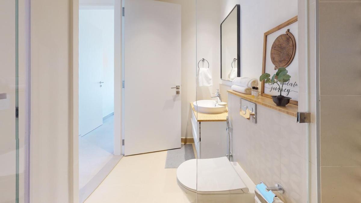 White Sage - High-End apartment With Burj Khalifa Glimpse