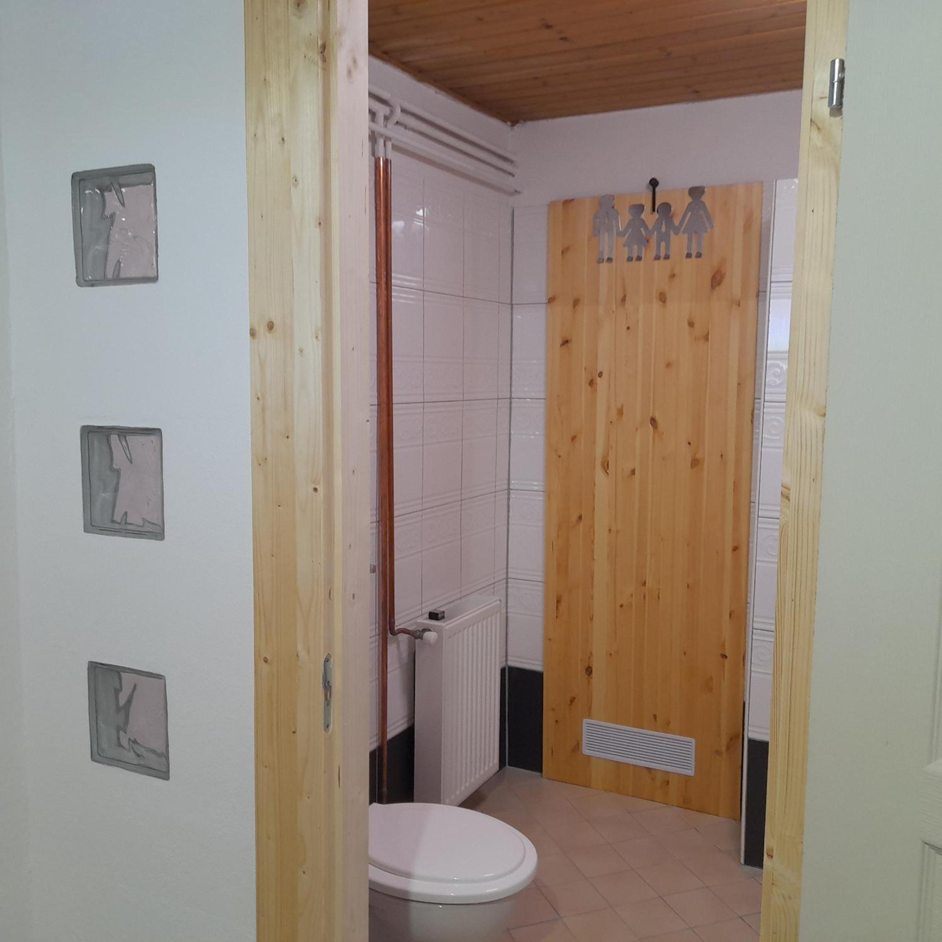 Őrségi Kastélydombi Kistücsök Vendégházak