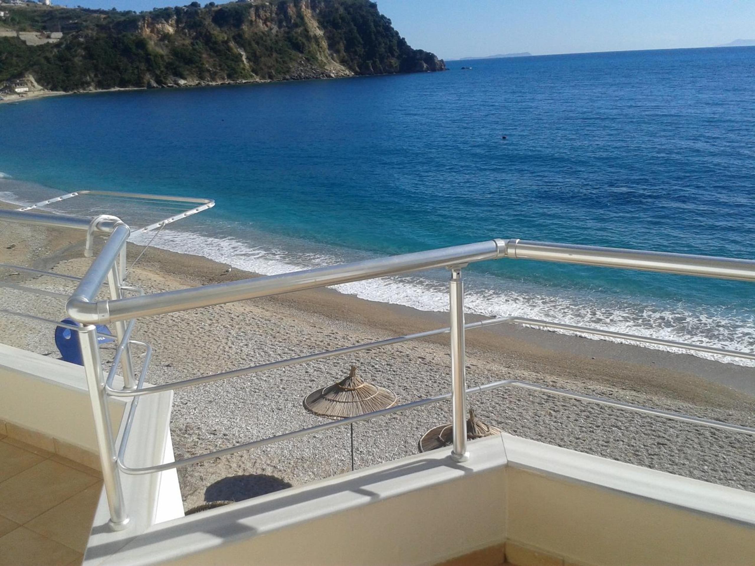 Magic Ionian Apartments & Rooms
