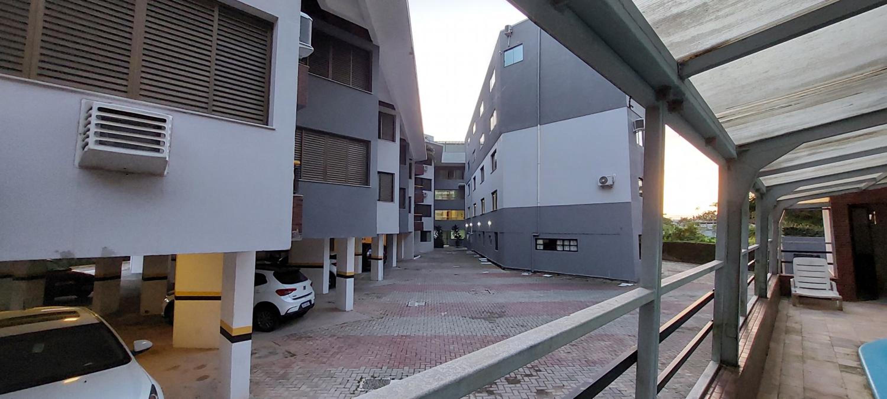 Apartamento Guarapuvu com piscina