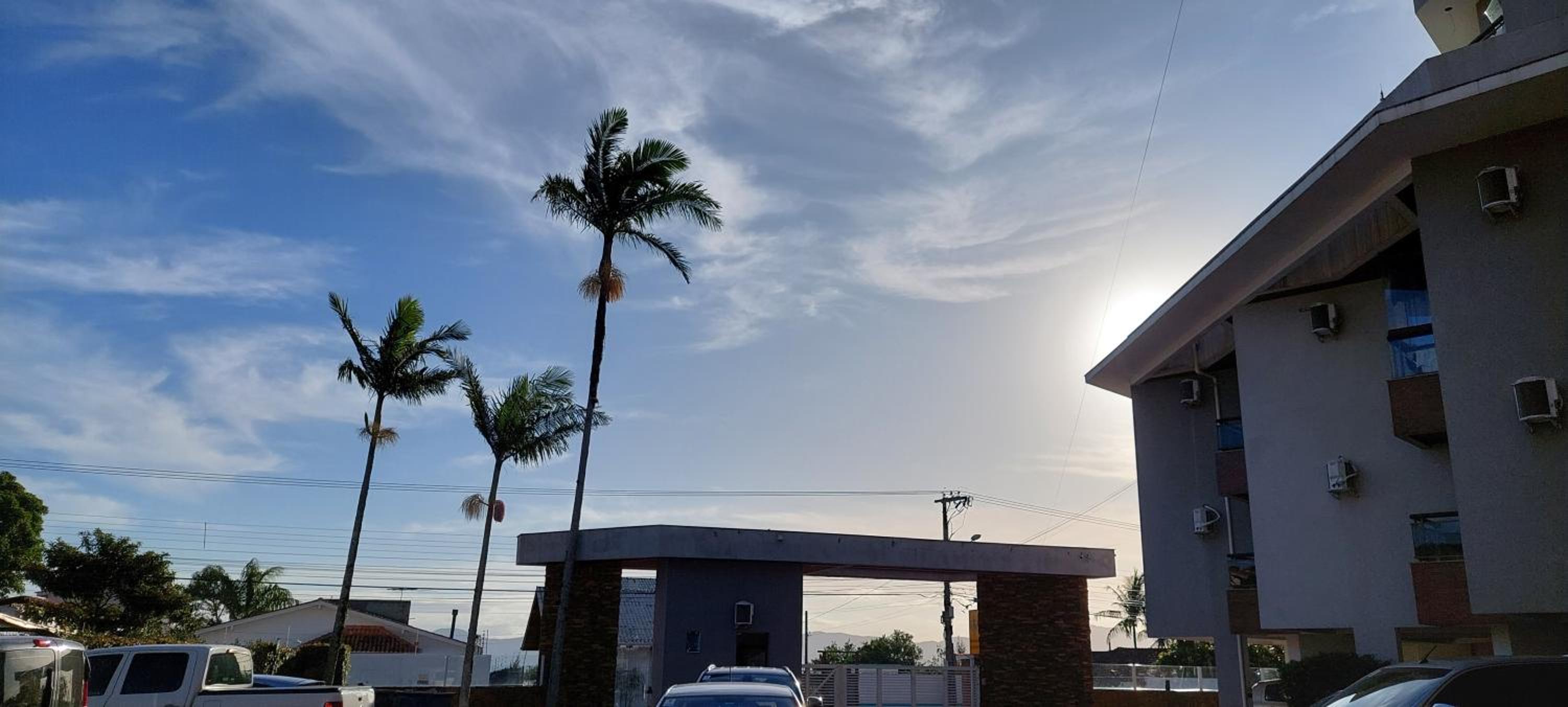 Apartamento Guarapuvu com piscina