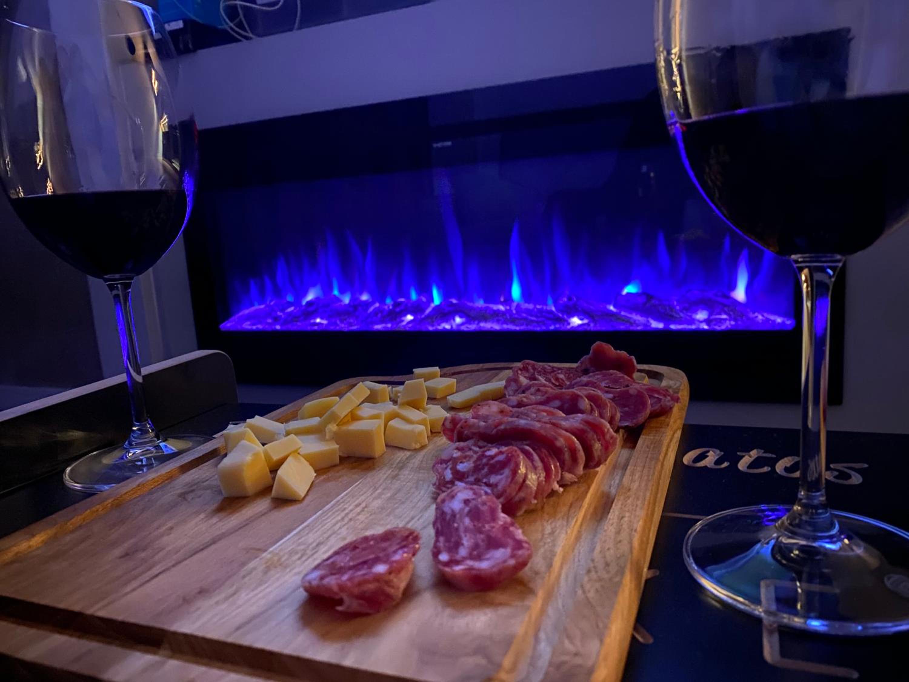 Apartamento novíssimo top com lareira