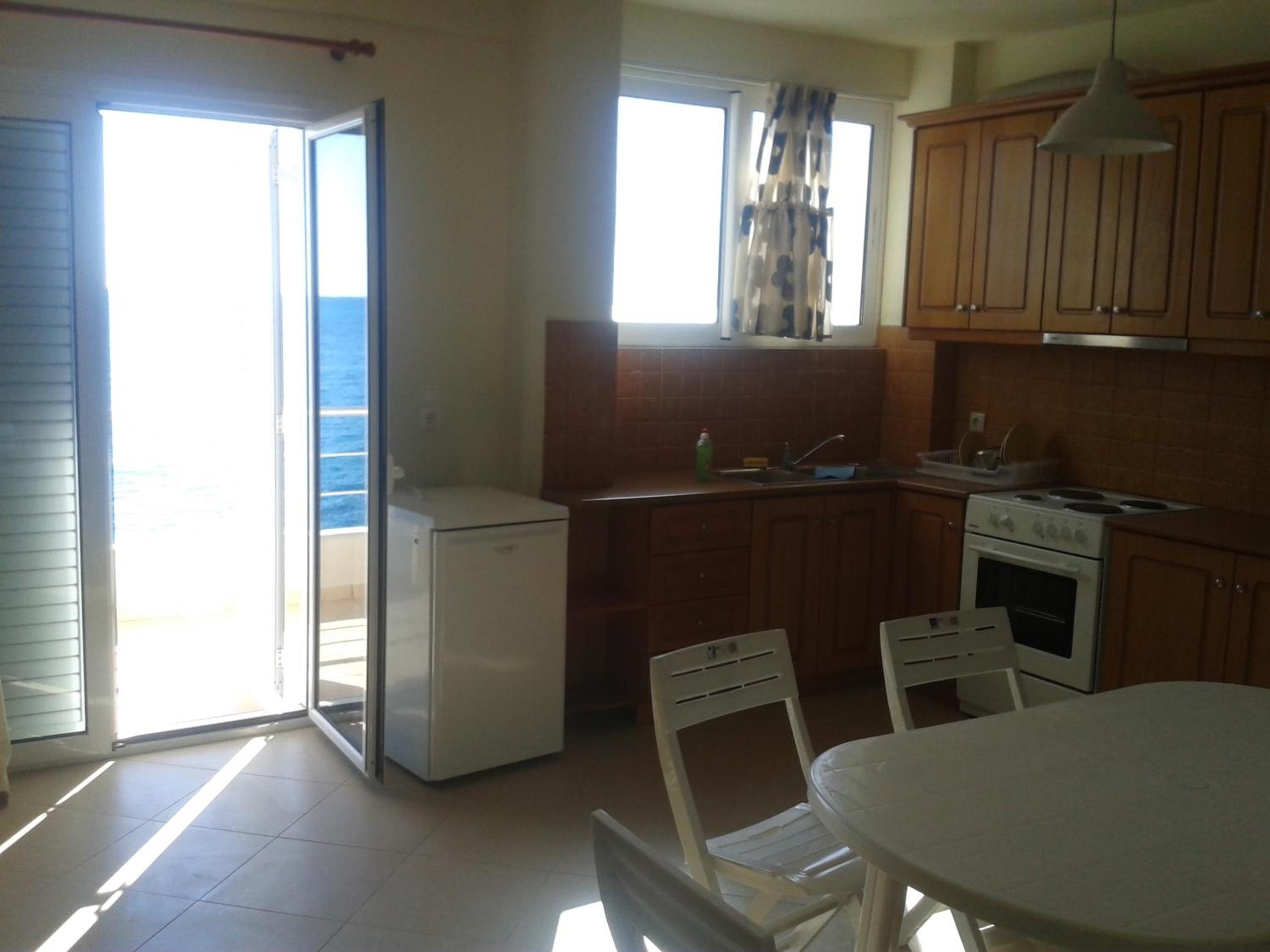 Magic Ionian Apartments & Rooms