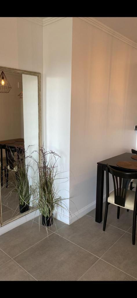 DEPARTAMENTO NUEVO CENTRICO 2 DORMITORIOS 2 Baños COCHERA GRATIS-PISCINA