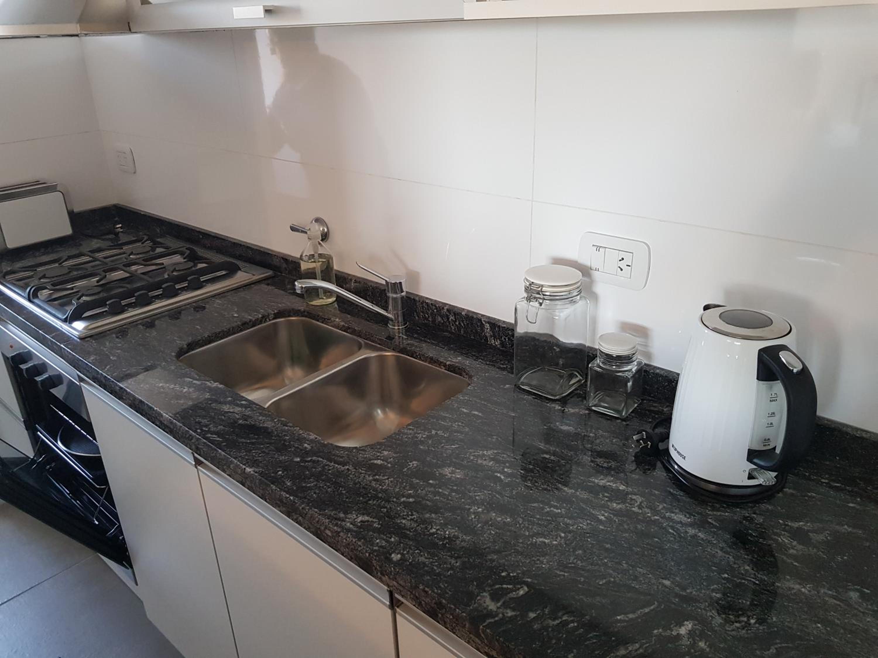 DEPARTAMENTO NUEVO CENTRICO 2 DORMITORIOS 2 Baños COCHERA GRATIS-PISCINA
