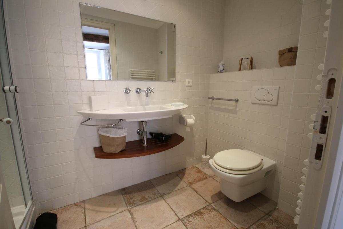 Photo 24