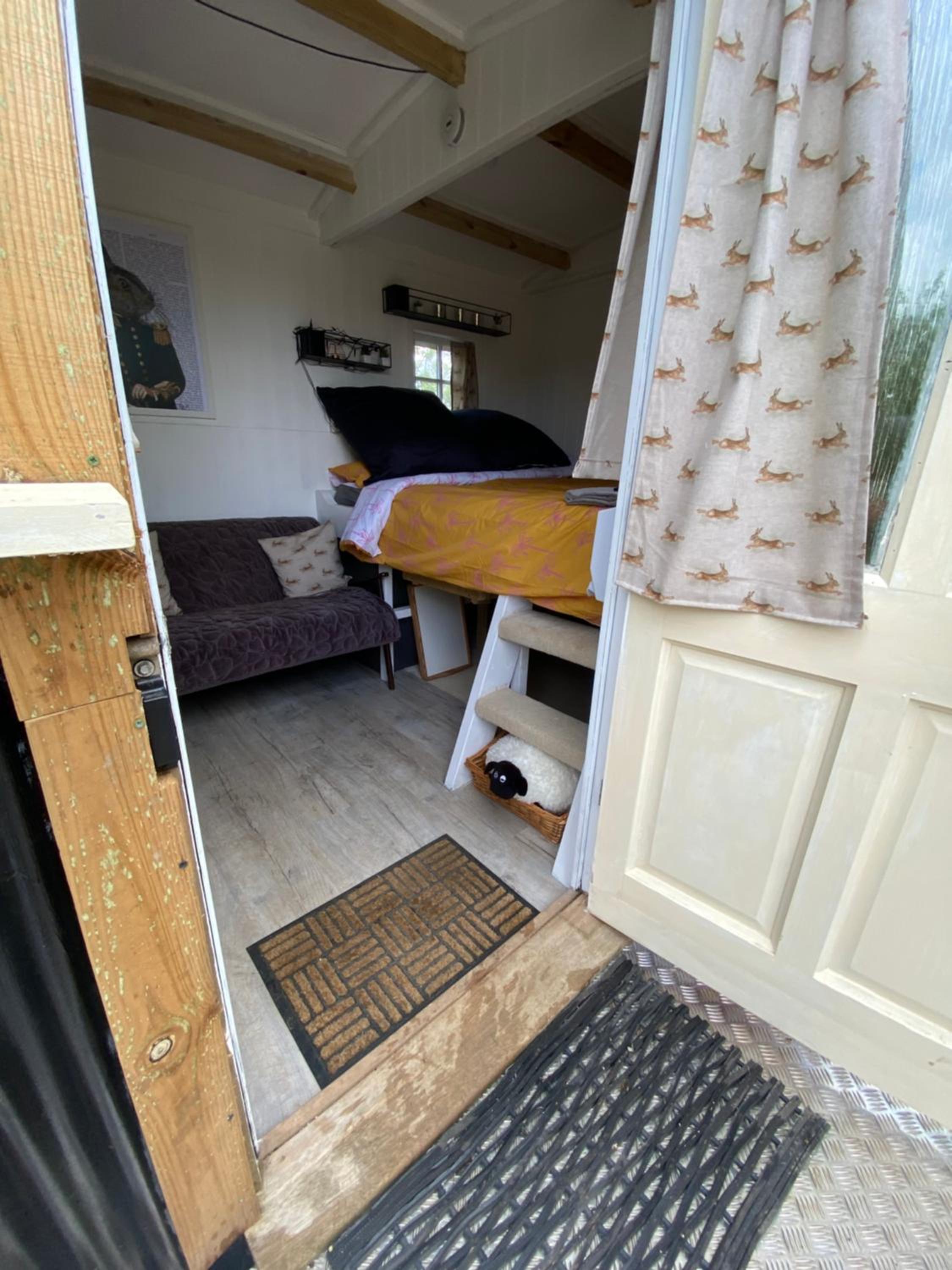 Photo 16