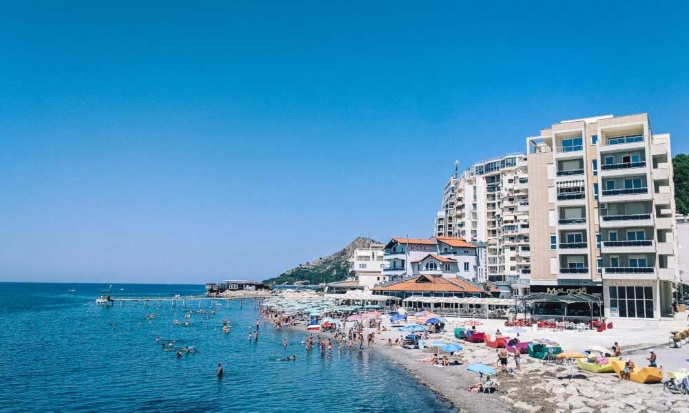 Seaview Luxury Apartment