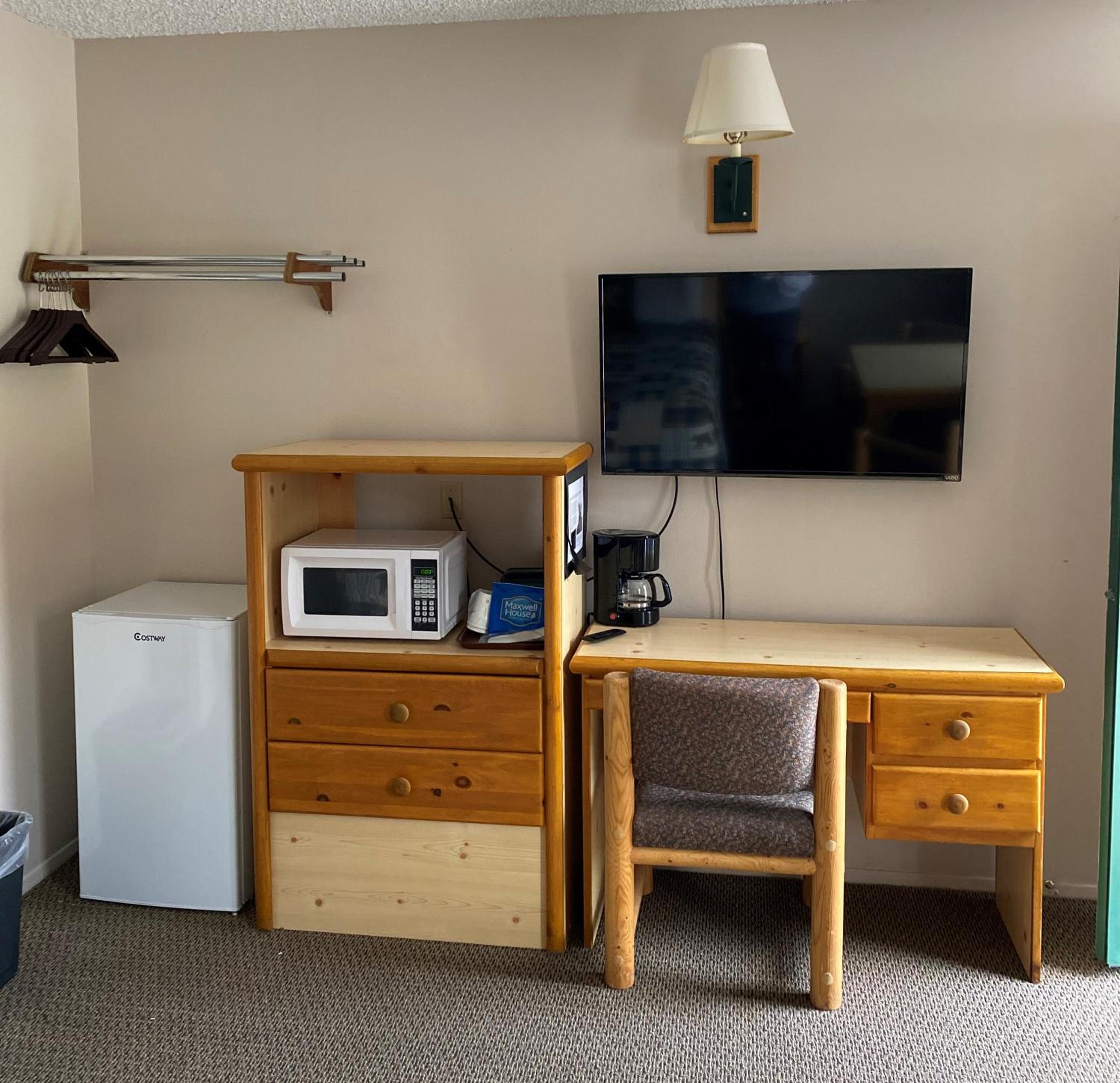 Green Creek Inn and RV Park