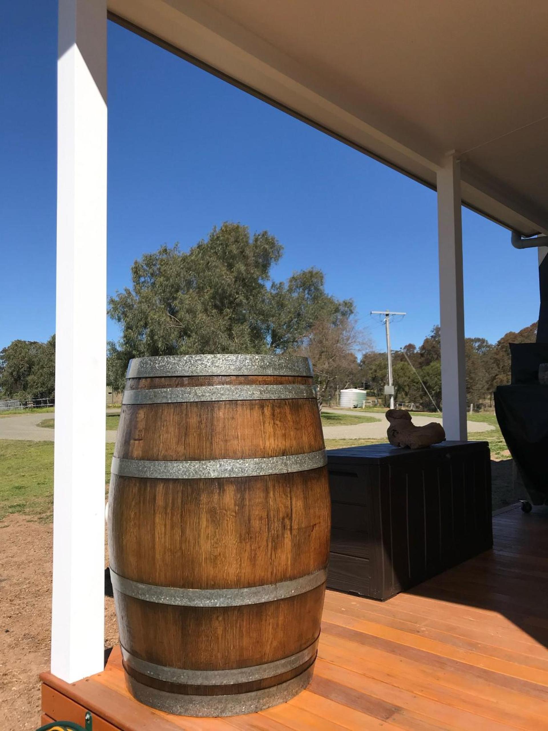 Kinloch Cottage Stunning Stay on Daisy Hill Vineyard