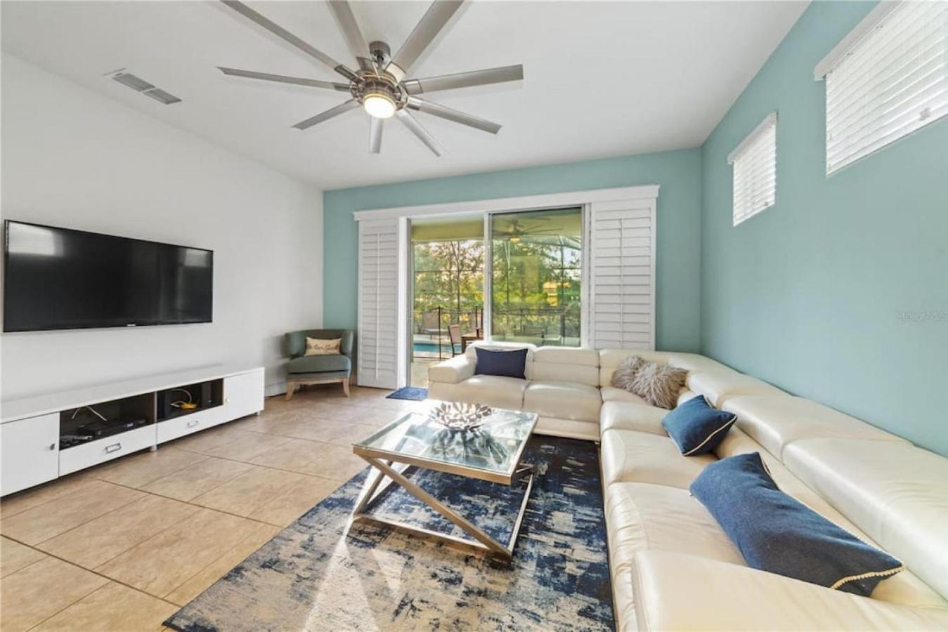 Solterra Sanctuary in Orlando w pool and game room