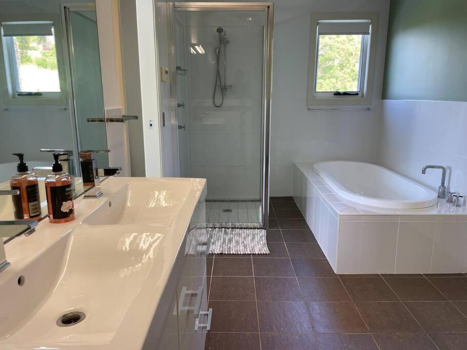 Coffs Harbour Vacations - Ocean View Oasis, Coffs Harbour - Property Image 10