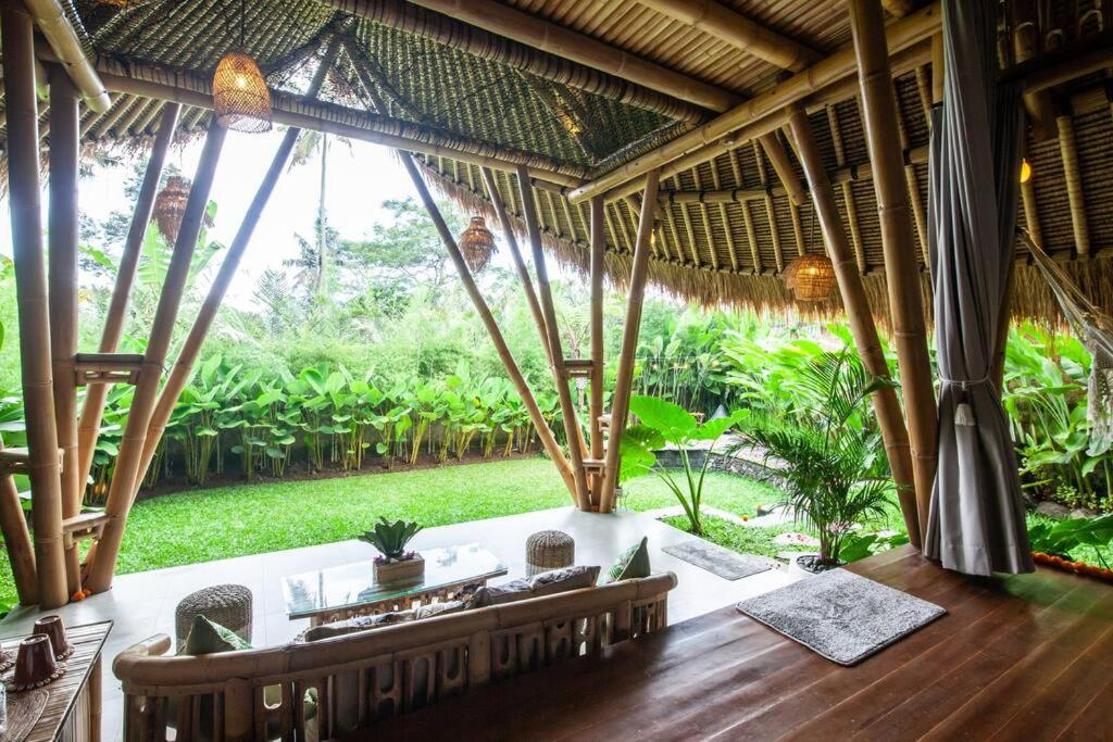 Balikayanas Bamboo House - Miggiell House