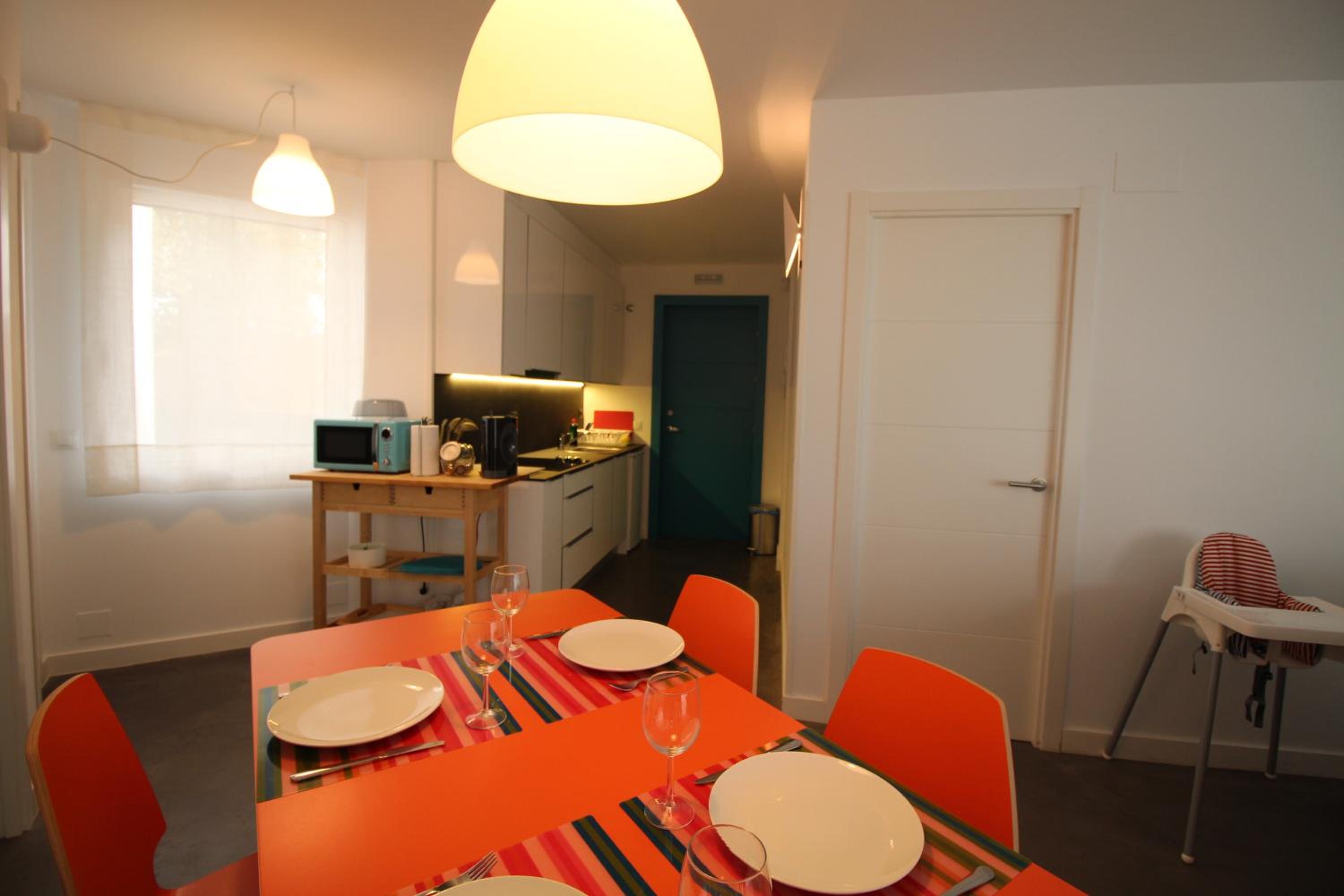 Apartamento 2 dormitorios con piscina y jardín - Apartamentos Montesomo