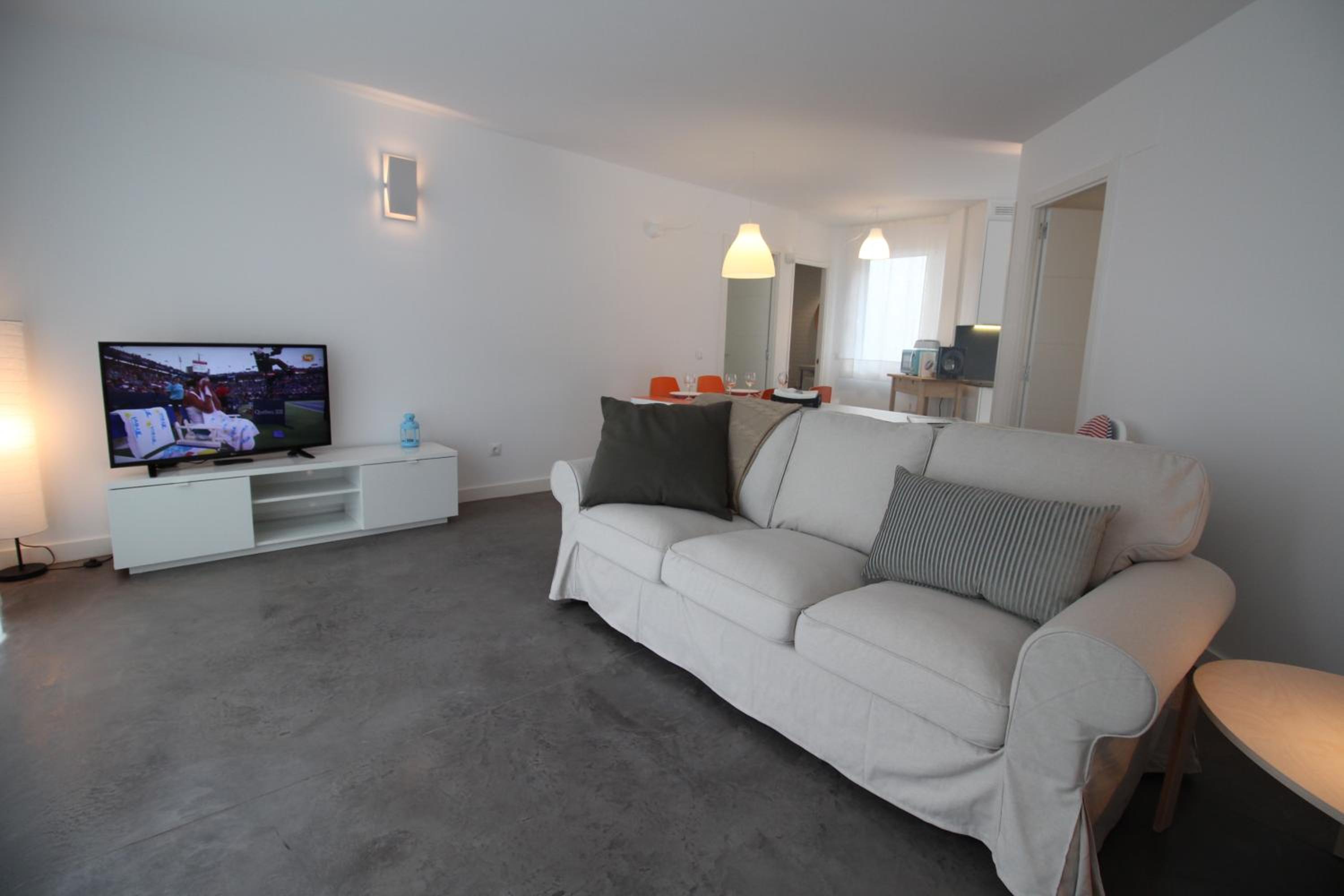 Apartamento 2 dormitorios con piscina y jardín - Apartamentos Montesomo