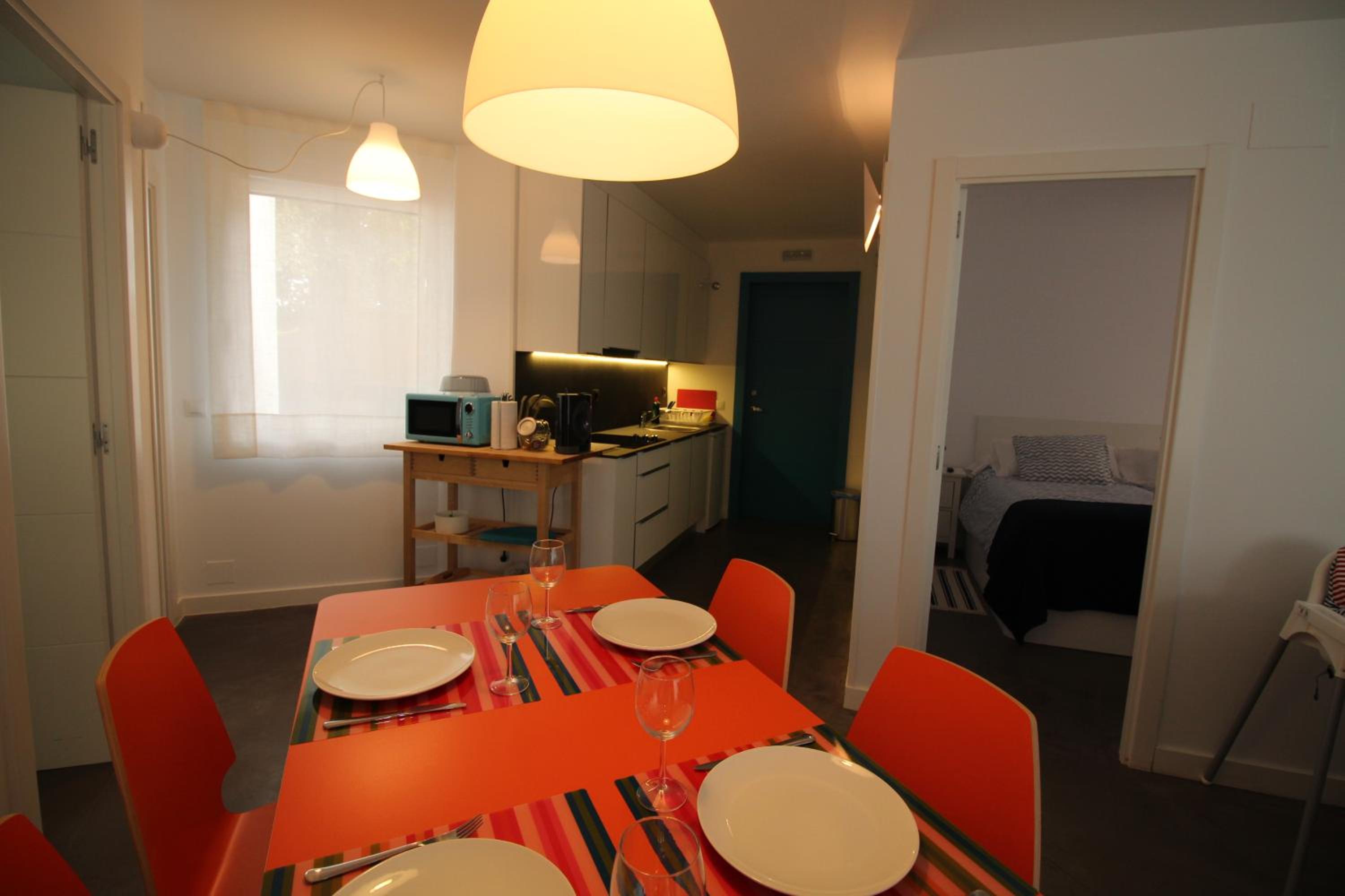 Apartamento 2 dormitorios con piscina y jardín - Apartamentos Montesomo