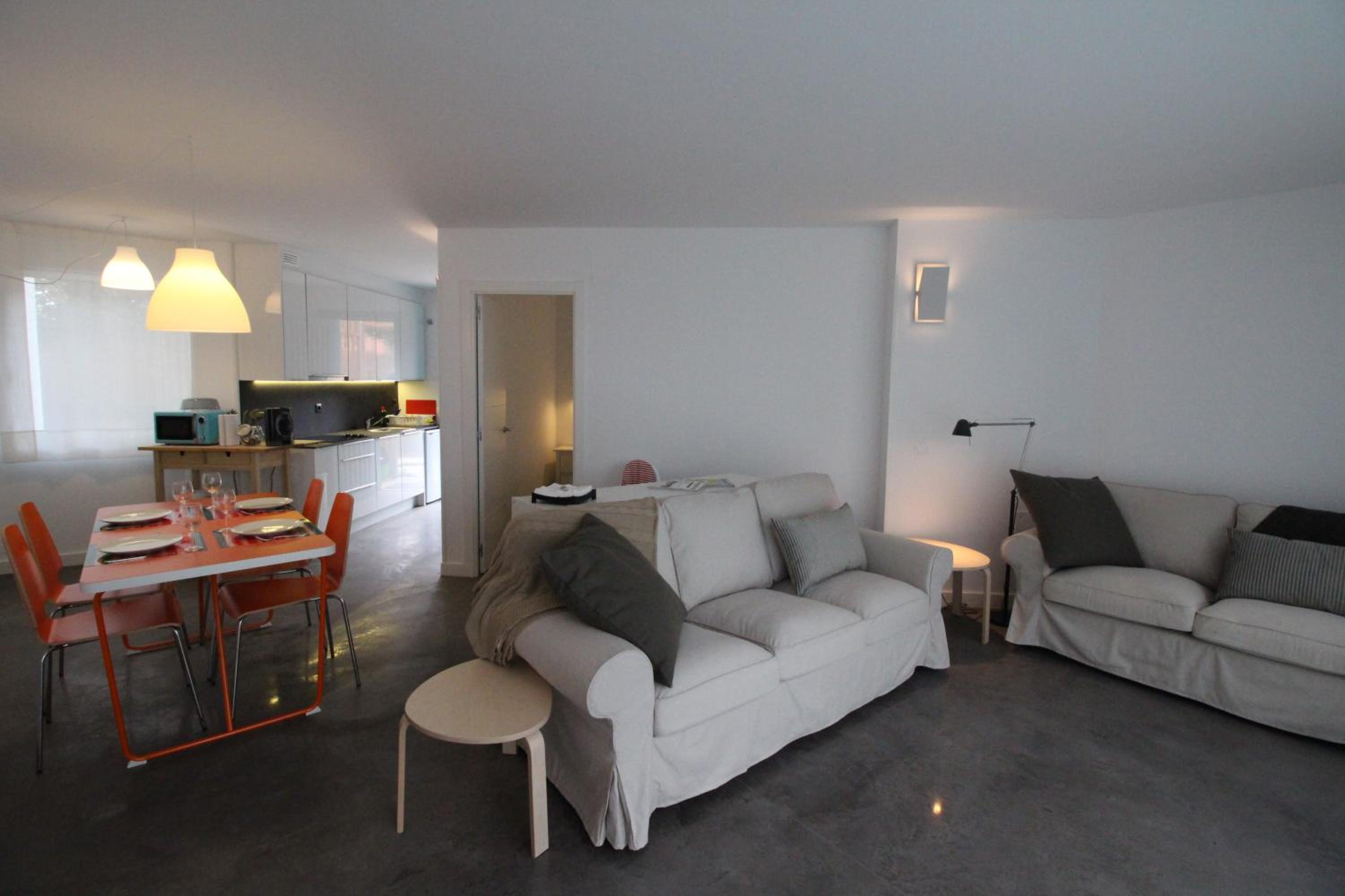 Apartamento 2 dormitorios con piscina y jardín - Apartamentos Montesomo