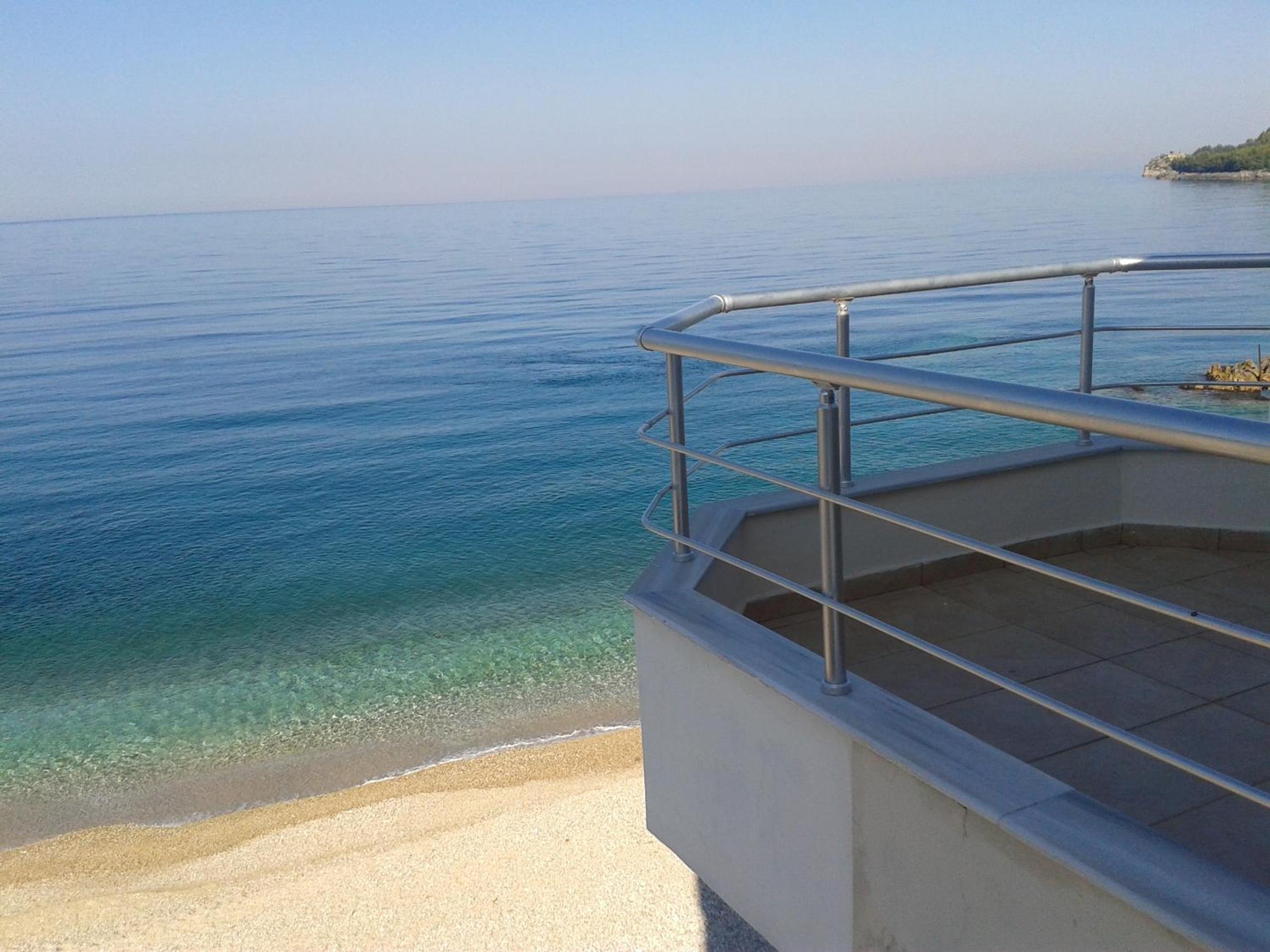 Magic Ionian Apartments & Rooms