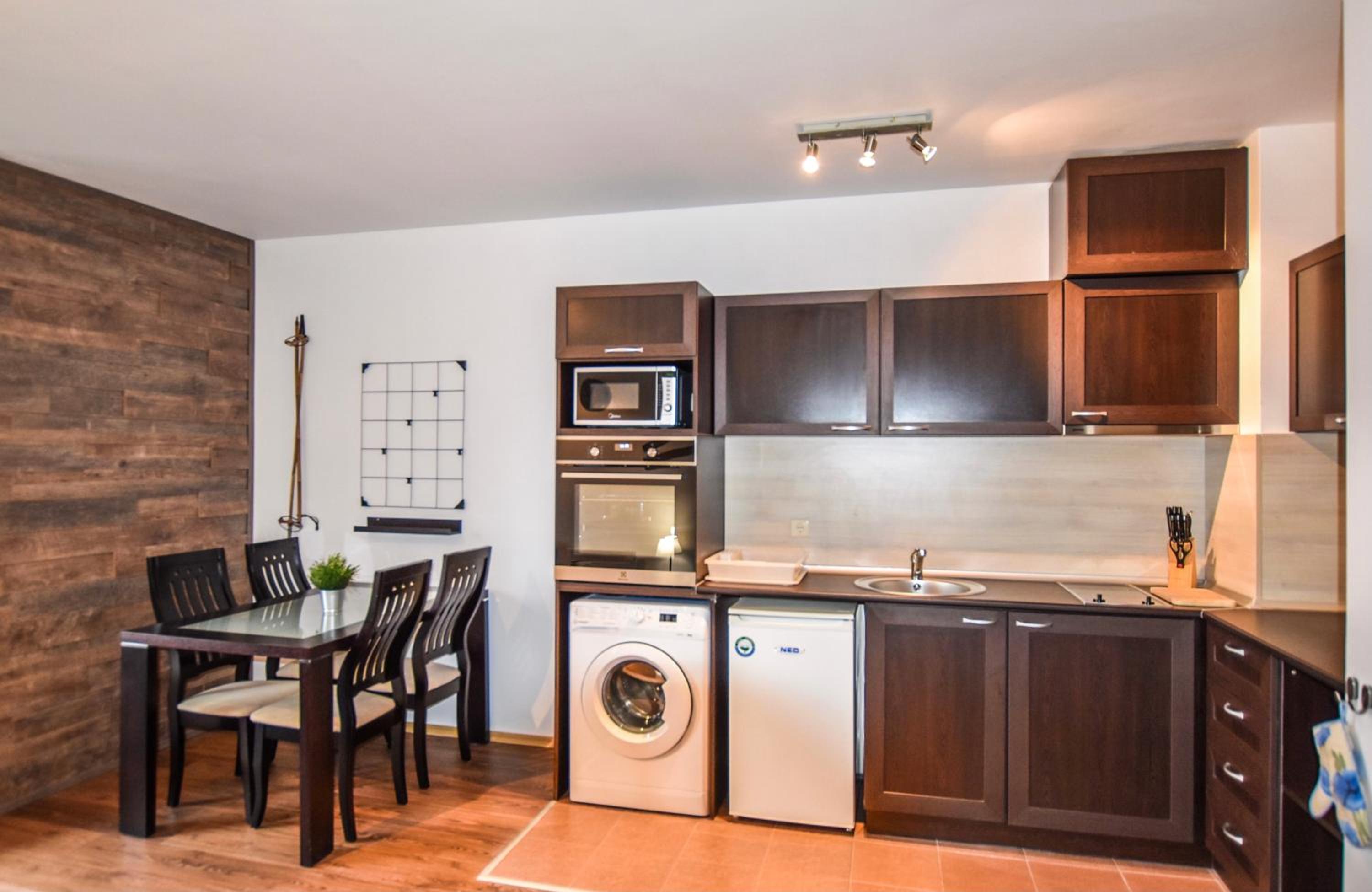 Bansko Vacations - Bansko Royal Towers Apartments - Gondola View - Property Image 9