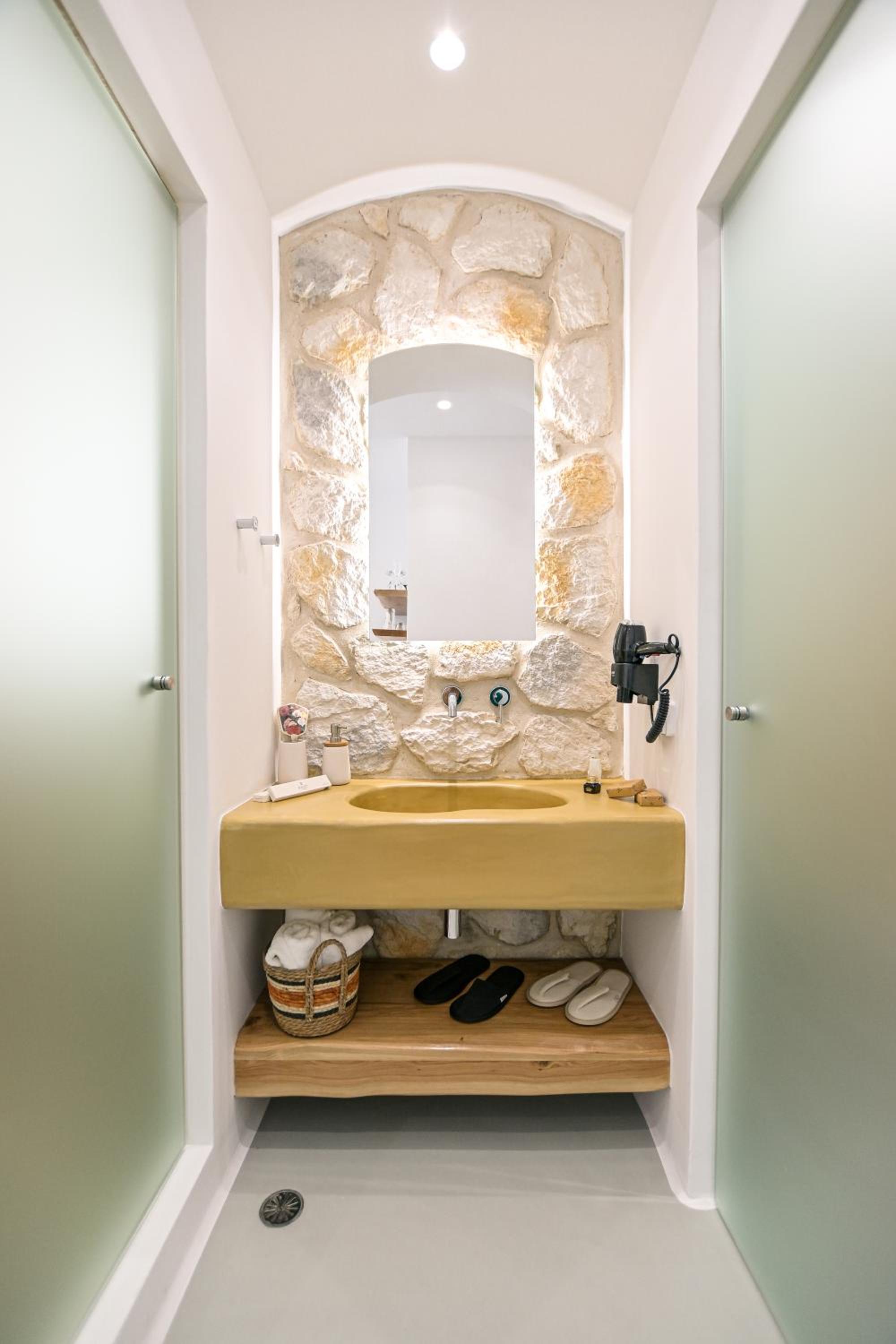 Flèria Seaview Suites photo 5