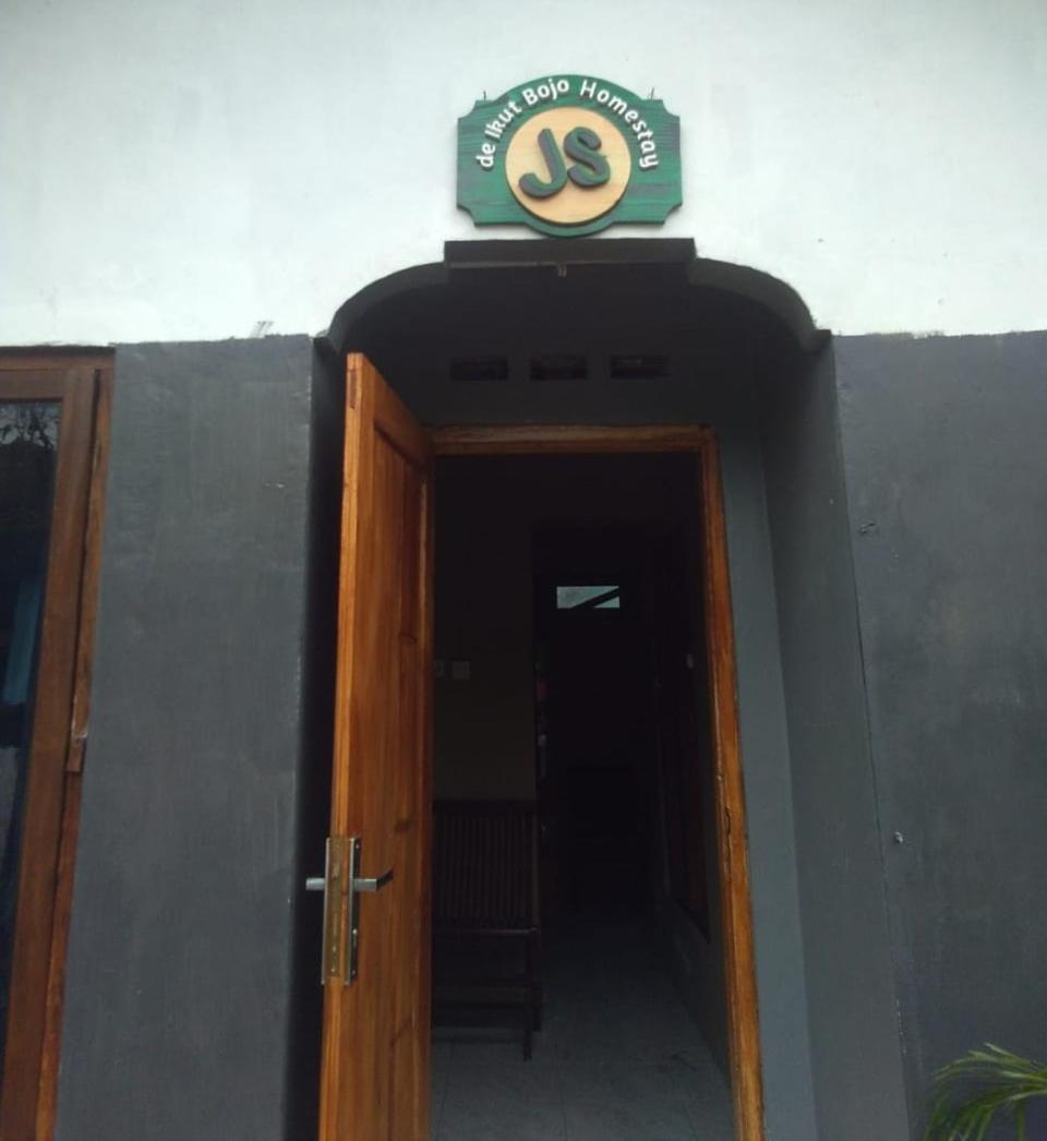 De Ikut Bojo Homestay view 3