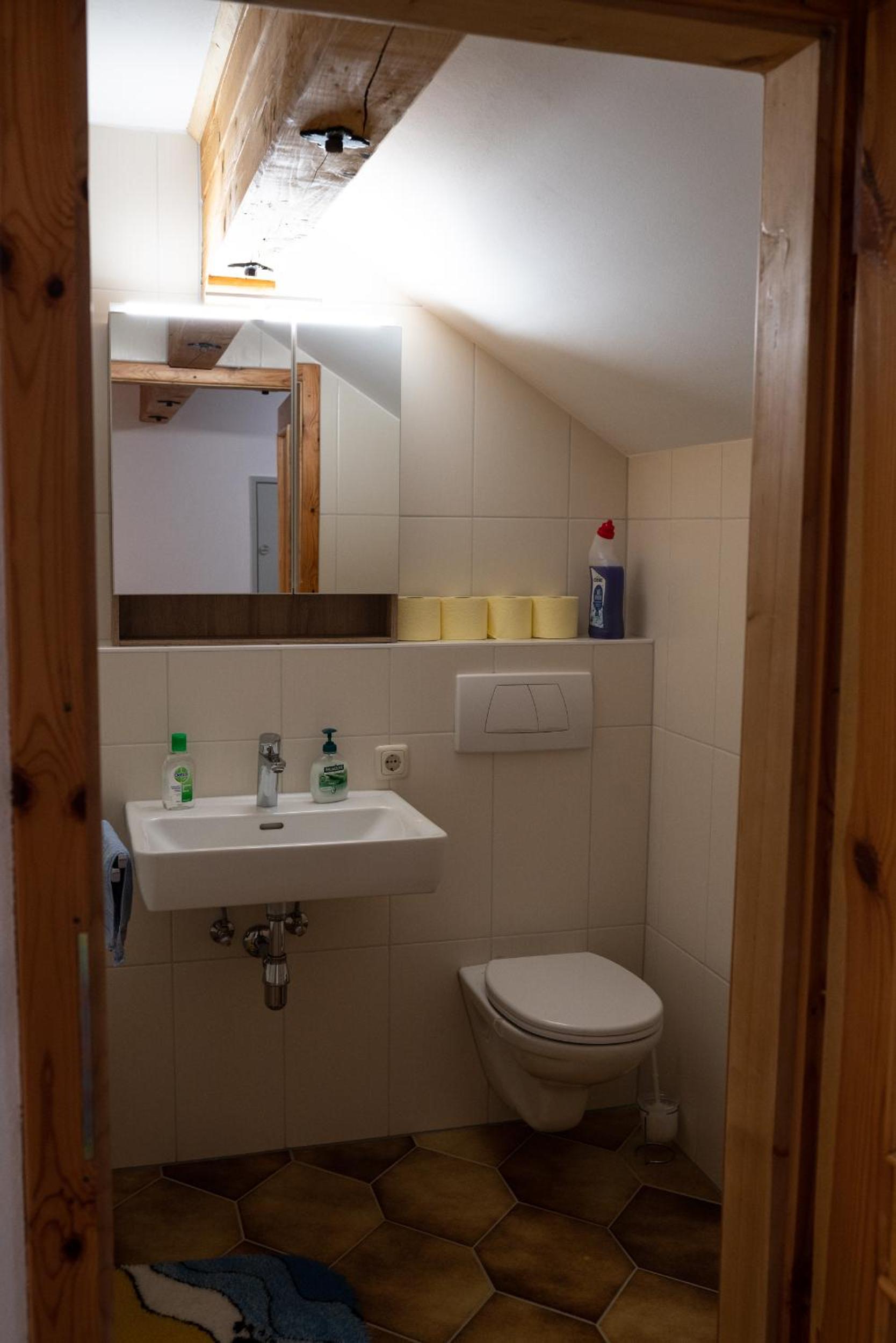 Photo 16