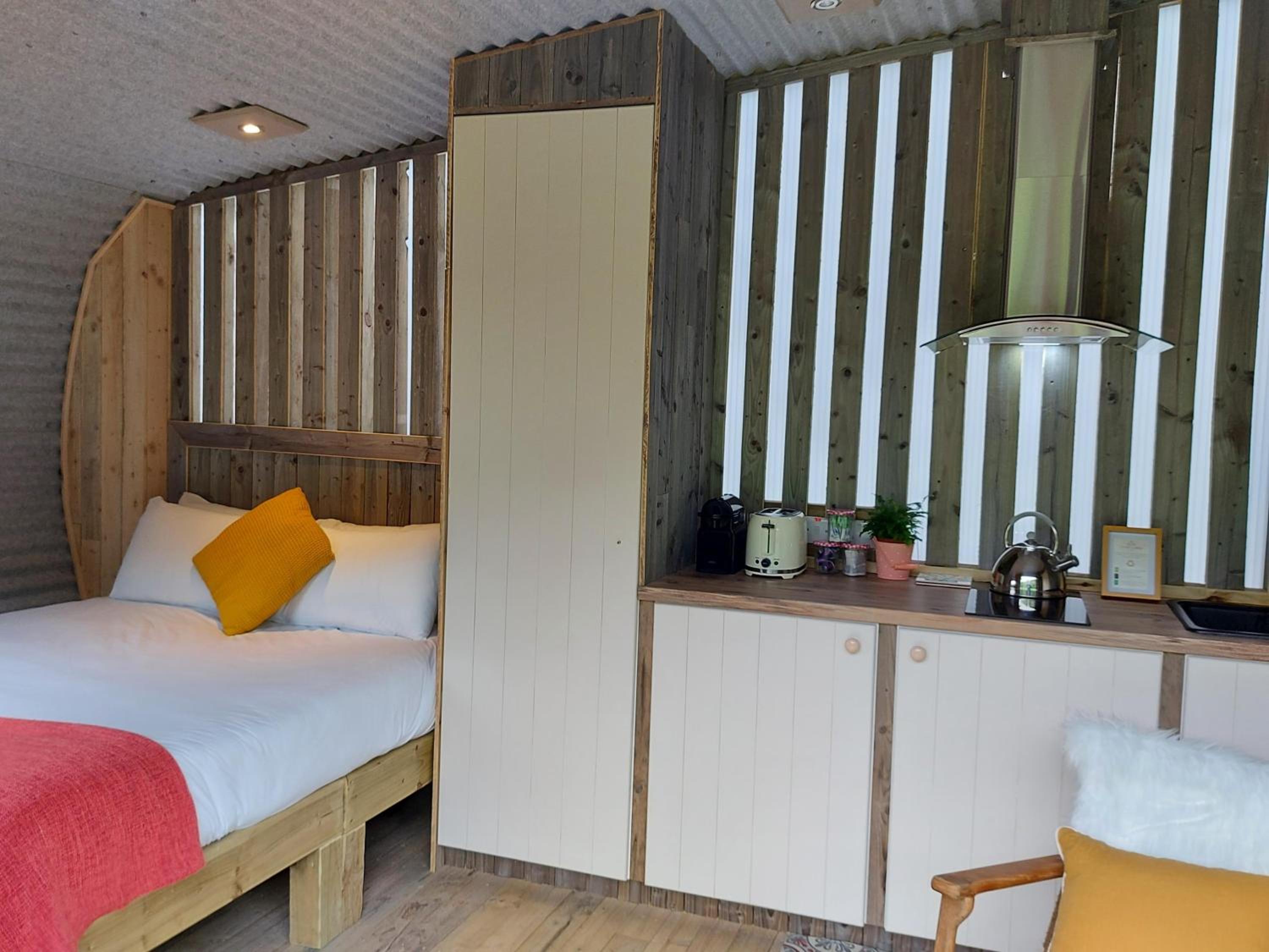 Killarney Glamping at the Grove, Suites and Lodges