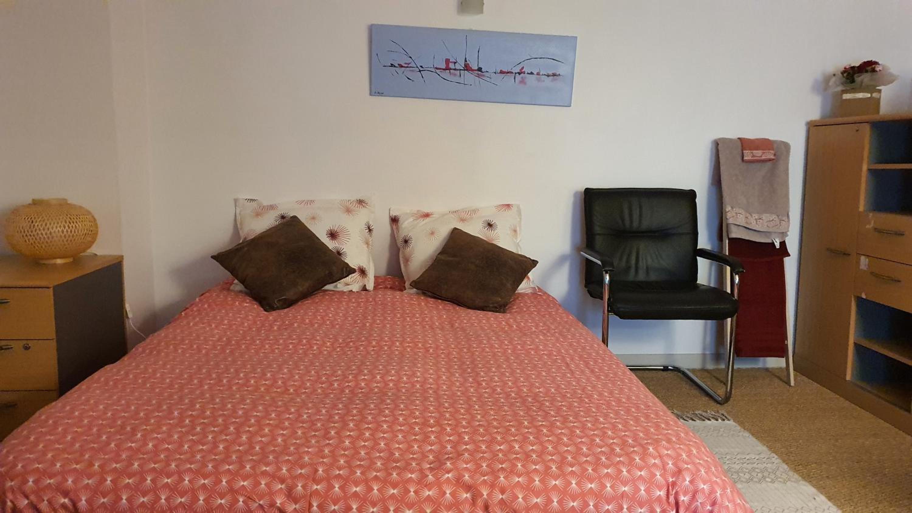 Chambre Aliénor d'Aquitaine view 2