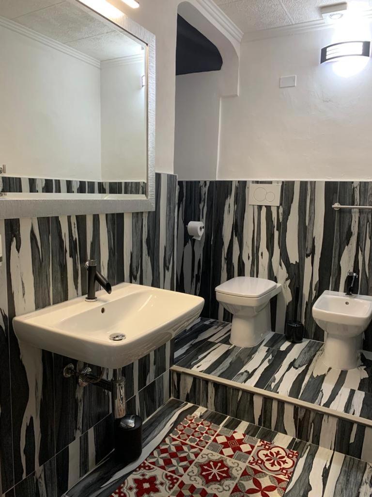 Diaboliko Apartment photo 4