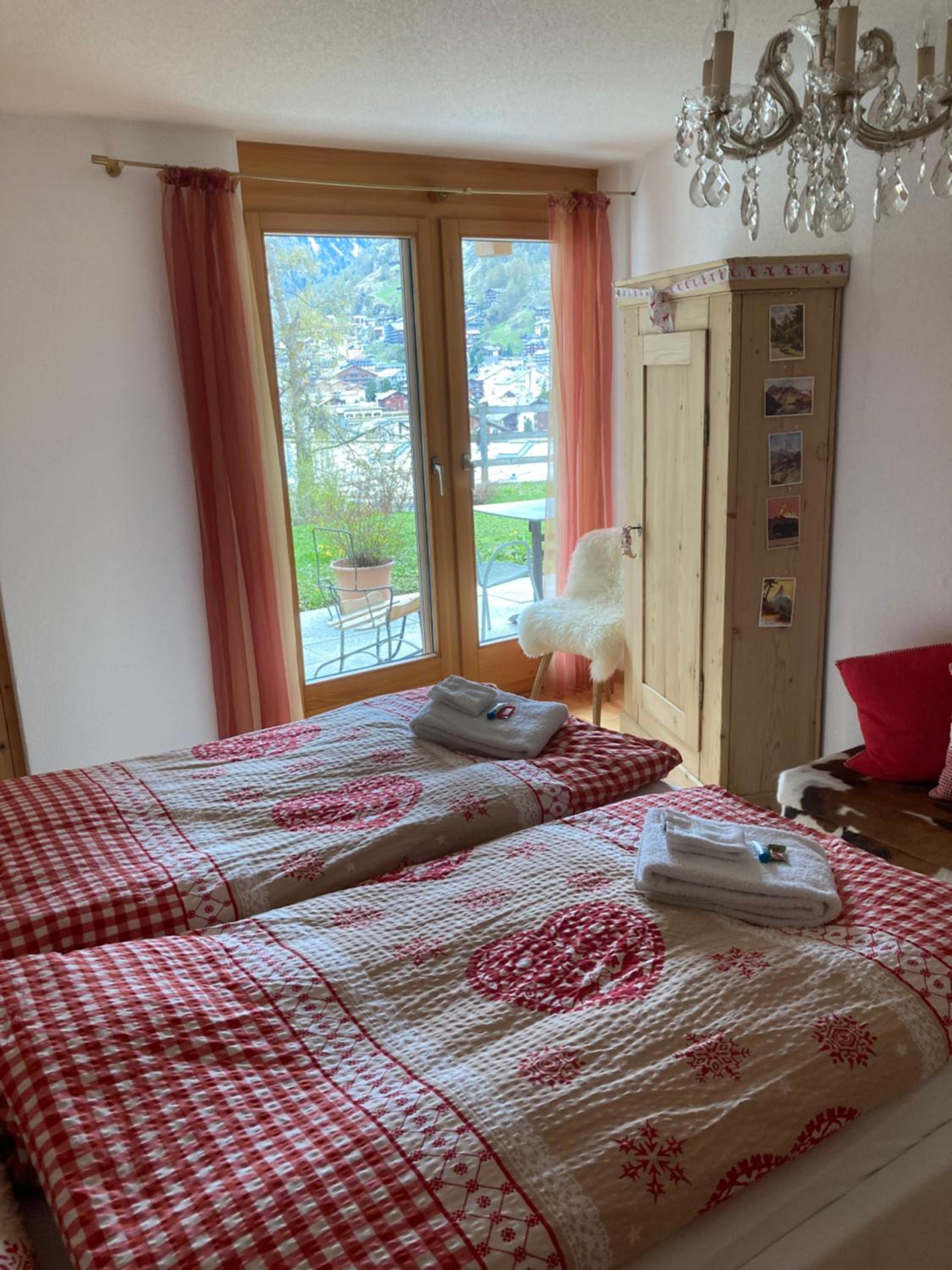 Photo 48