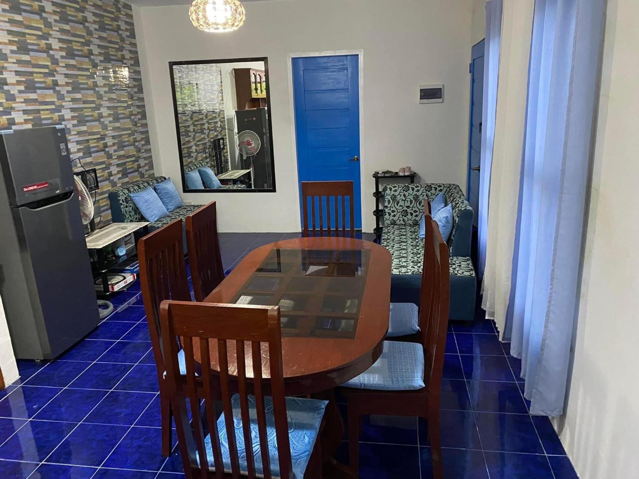 Bayabas,DigFamilyApartment Fully Furnished Near Tandag City