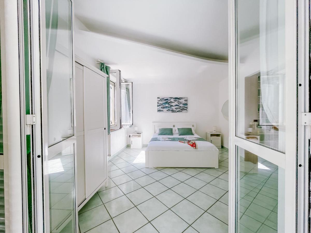 Villa Aquamarine Sorrento - City Center photo 3