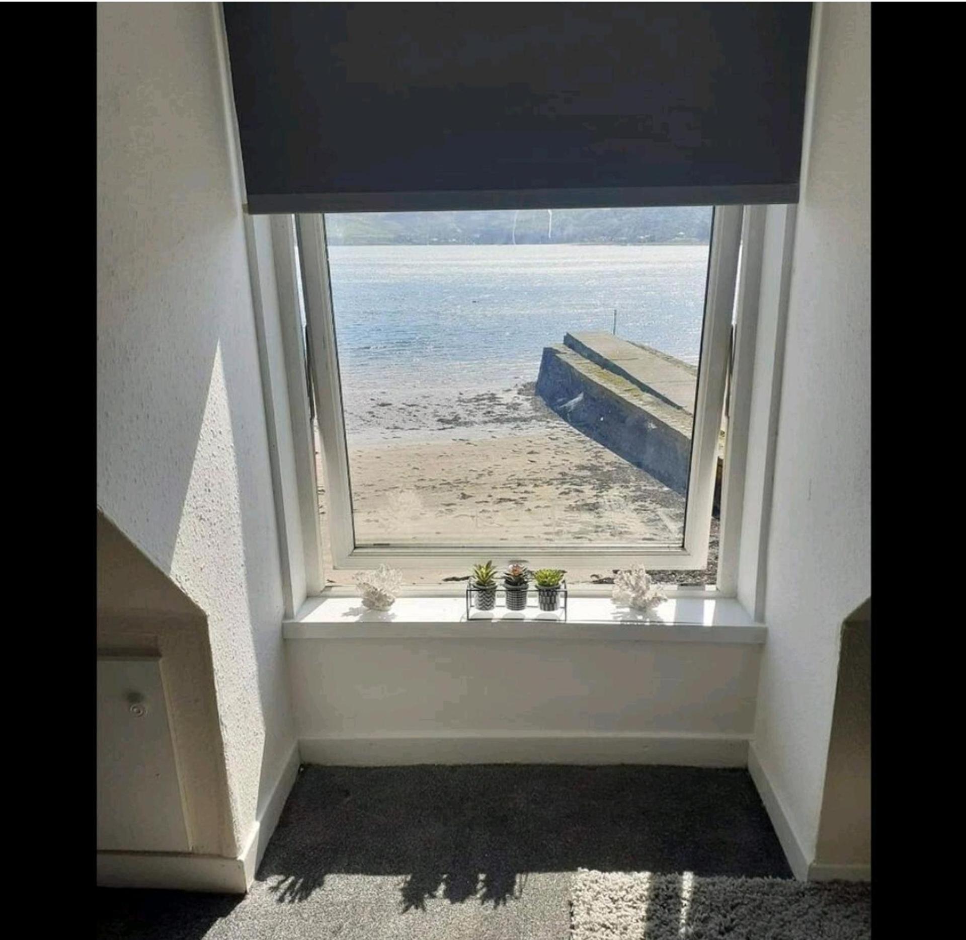 Loch Views Apartment Sleeps 2-Pets Ok-Free Parking view 5