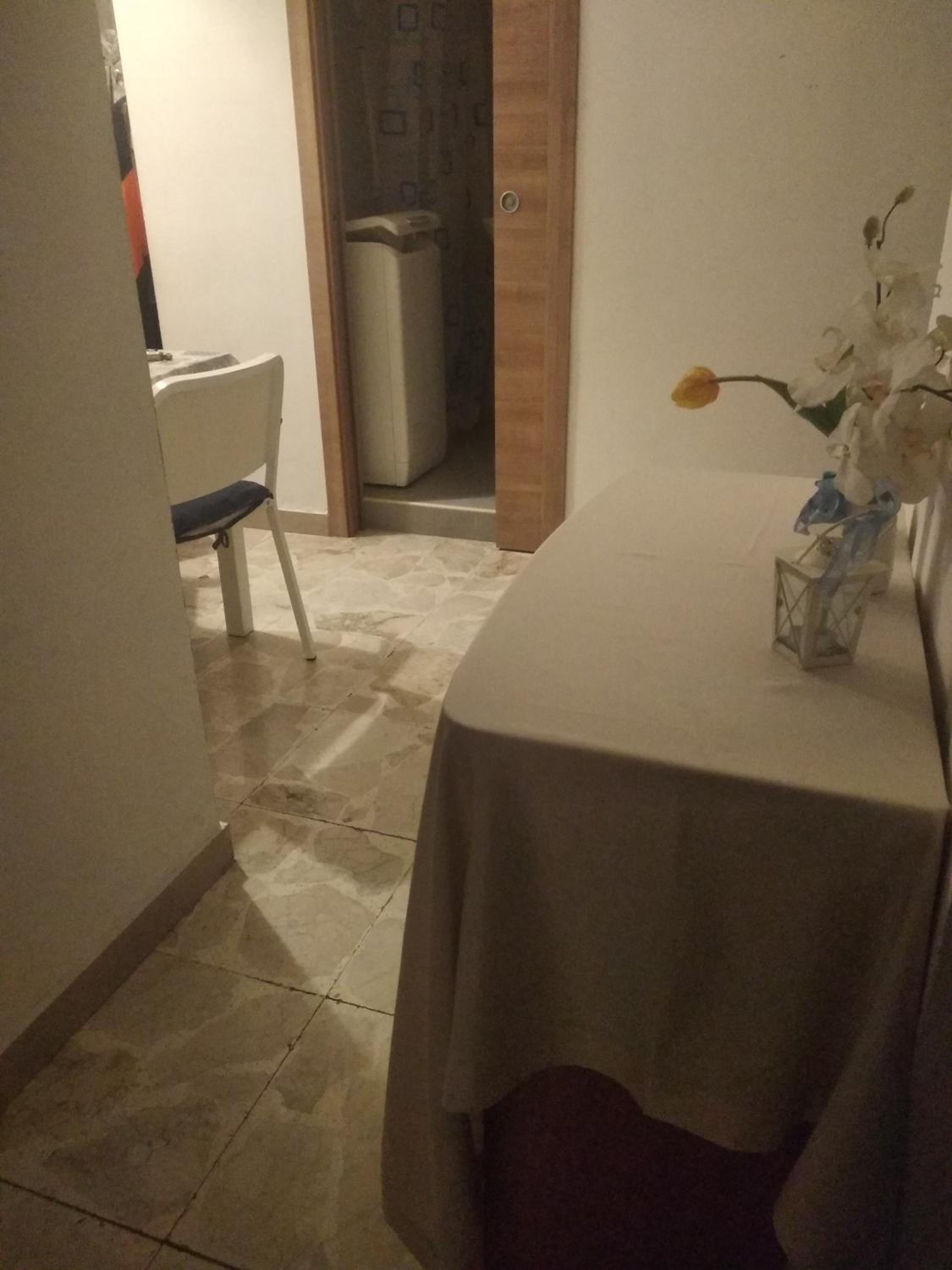 Home di F